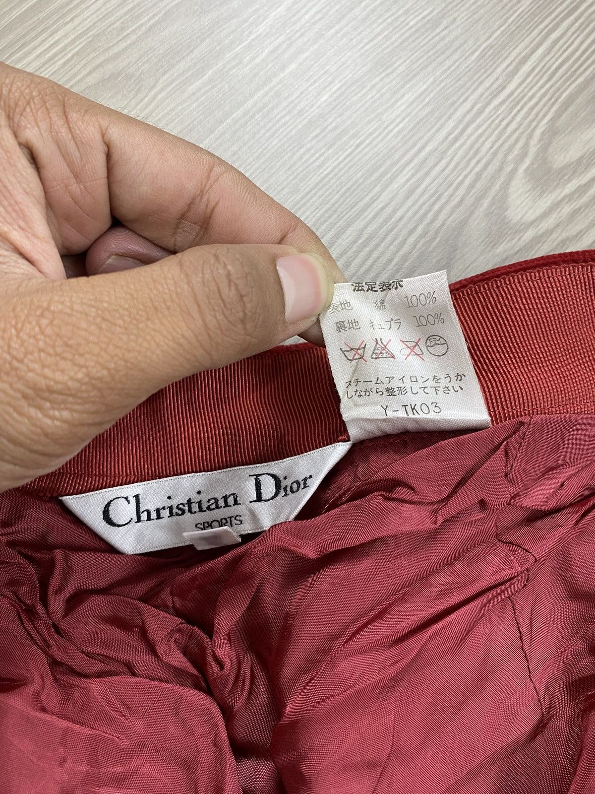 Christian Dior Monsieur 1990s Vintage Christian Dior Sport Red Corduroy Baggy Pants Size 38" / US 16 / IT 52 - 11 Thumbnail