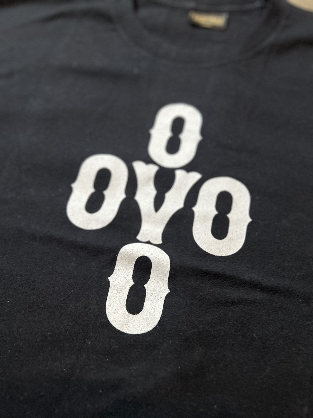 October's Very Own 2016 Og PomPom Tshirt Size US L / EU 52-54 / 3 - 4 Thumbnail