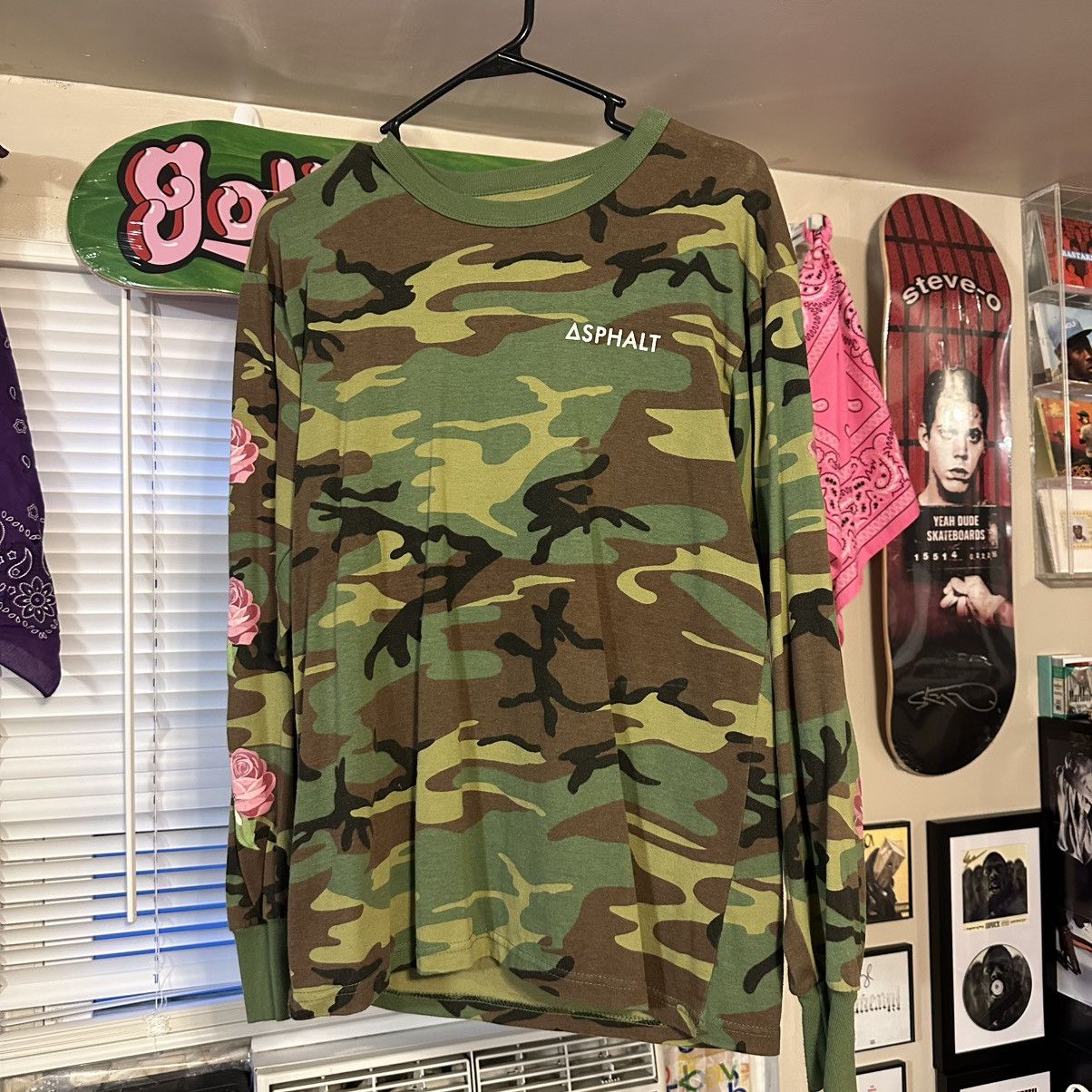 Asphalt Asphalt: Camo / Floral Longsleeve (Medium) Size US M / EU 48-50 / 2 - 1 Thumbnail