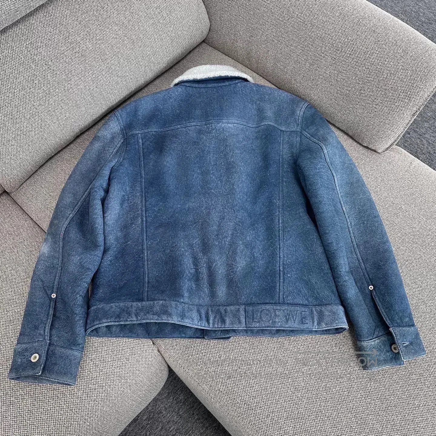 Loewe Loewe Blue Shearling Jacket in Size 52. Size US L / EU 52-54 / 3 - 2 Thumbnail
