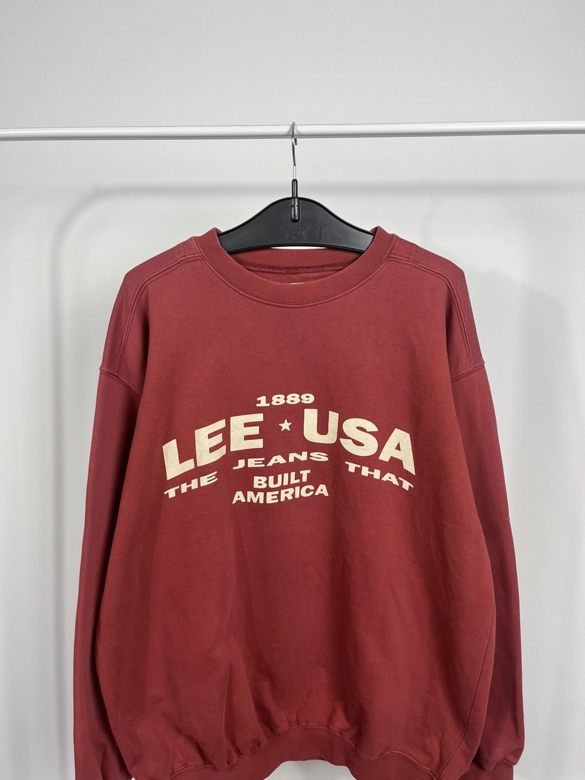 Lee Vintage Lee USA Red Sweatshirt The Jeans That Built America Size US M / EU 48-50 / 2 - 2 Thumbnail