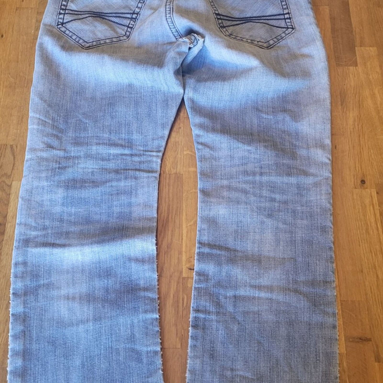 Express Express Kingston Classic Fit Straight Leg Jeans 32x30 Size US 32 / EU 48 - 6 Thumbnail