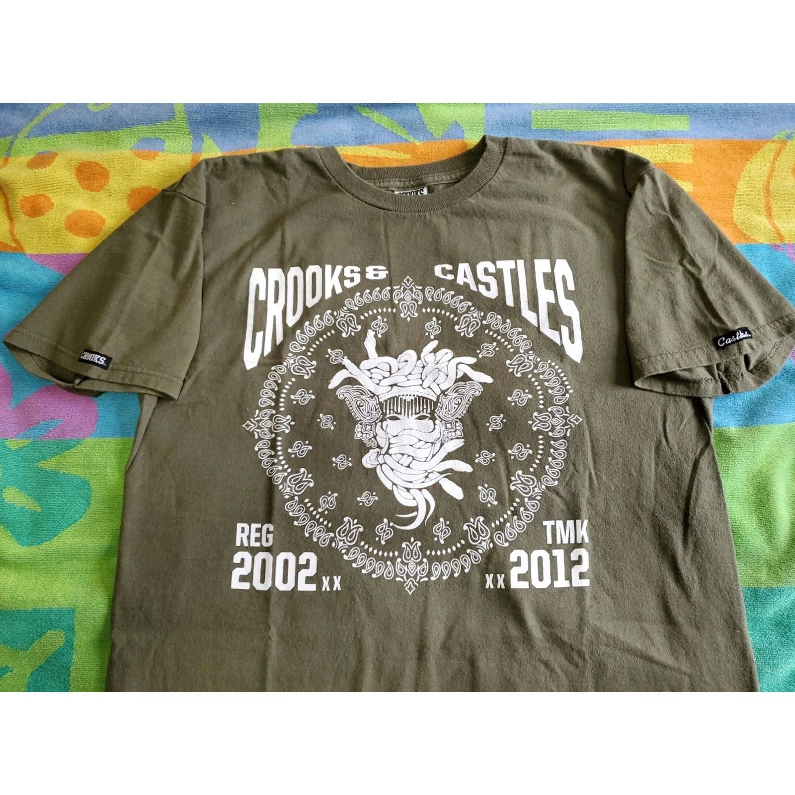 Crooks & Castles Crooks & Castles Medusa T-Shirt Mens Medium Crew Neck Short Sleeve Green Cotton Logo Print Shirt HMNSGY0s Size US M / EU 48-50 / 2 - 7 Thumbnail