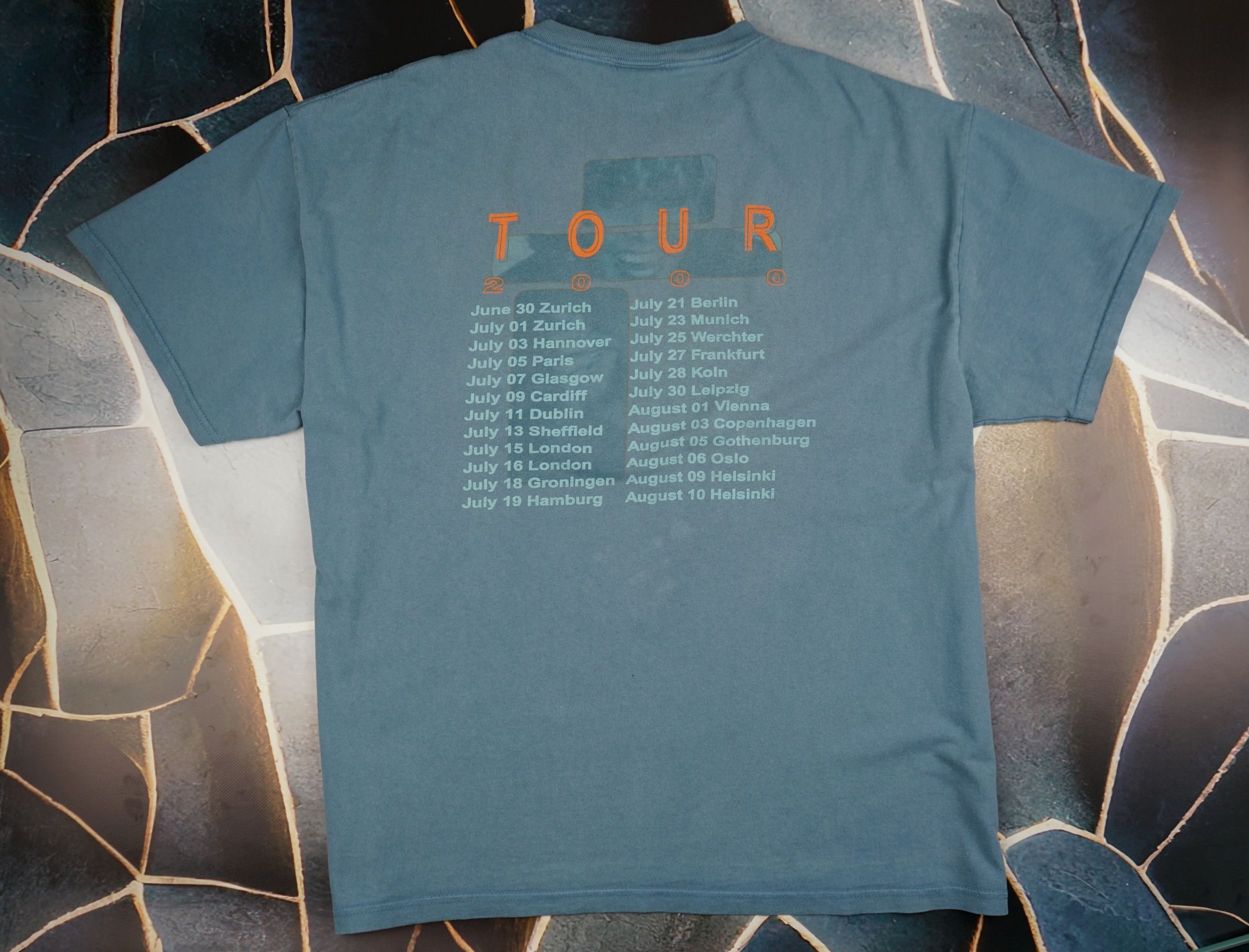 Band Tees × Vintage Vintage 2000 Tina Turner Tour T-Shirt Size US XL / EU 56 / 4 - 7 Thumbnail