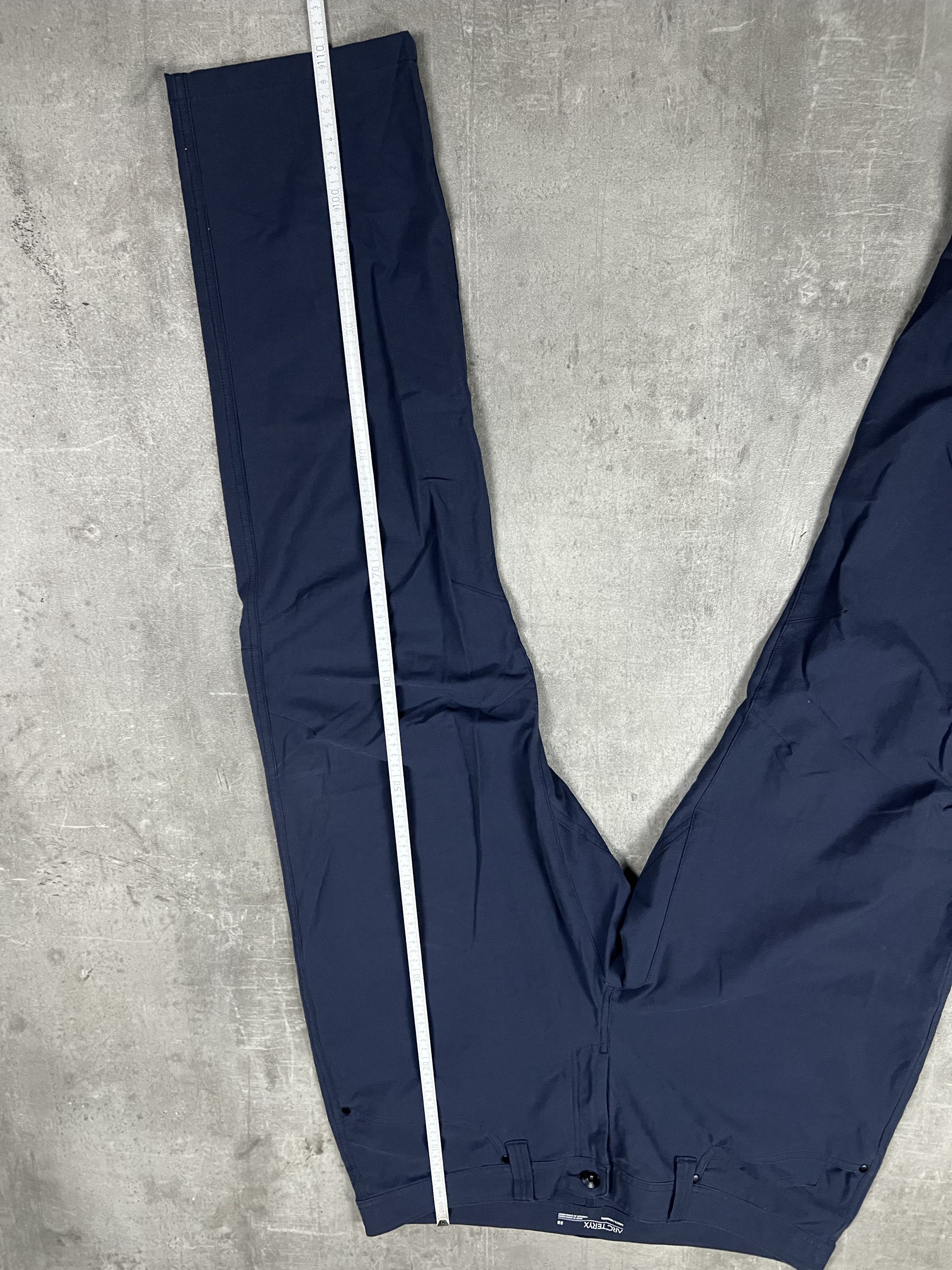 Arc'teryx arcteryx pants for mens size 38 gorpcore Size US 38 / EU 54 - 9 Thumbnail