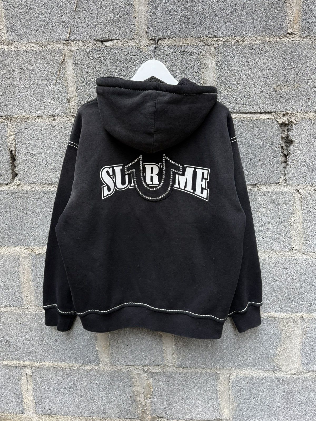 Men's Supreme Hoodies | Supreme Sweatshirts | Grailed