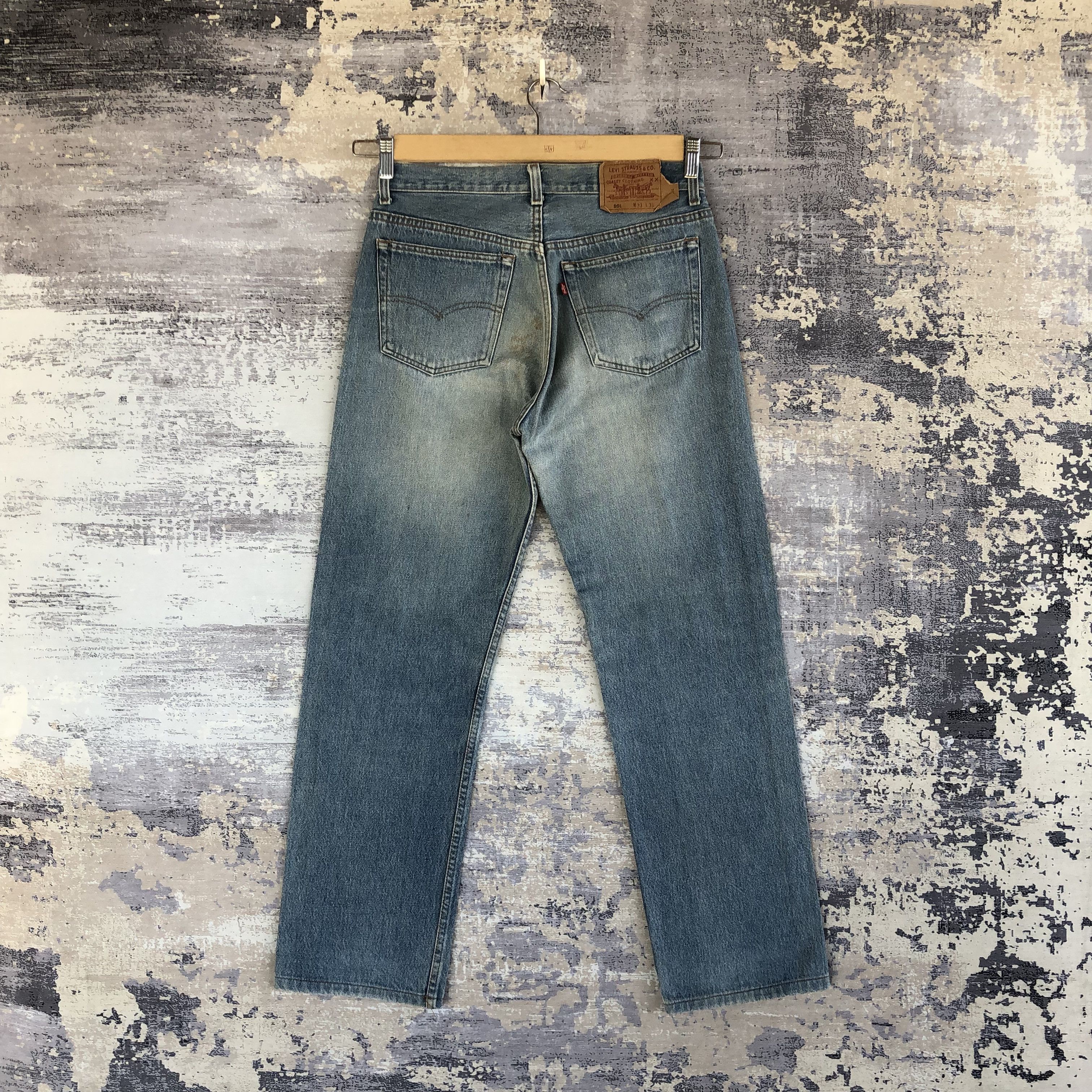 Levi's Vintage Ripped Levis 501 Faded Jeans Levi's 501 Washed Denim Size US 30 / EU 46 - 2 Thumbnail