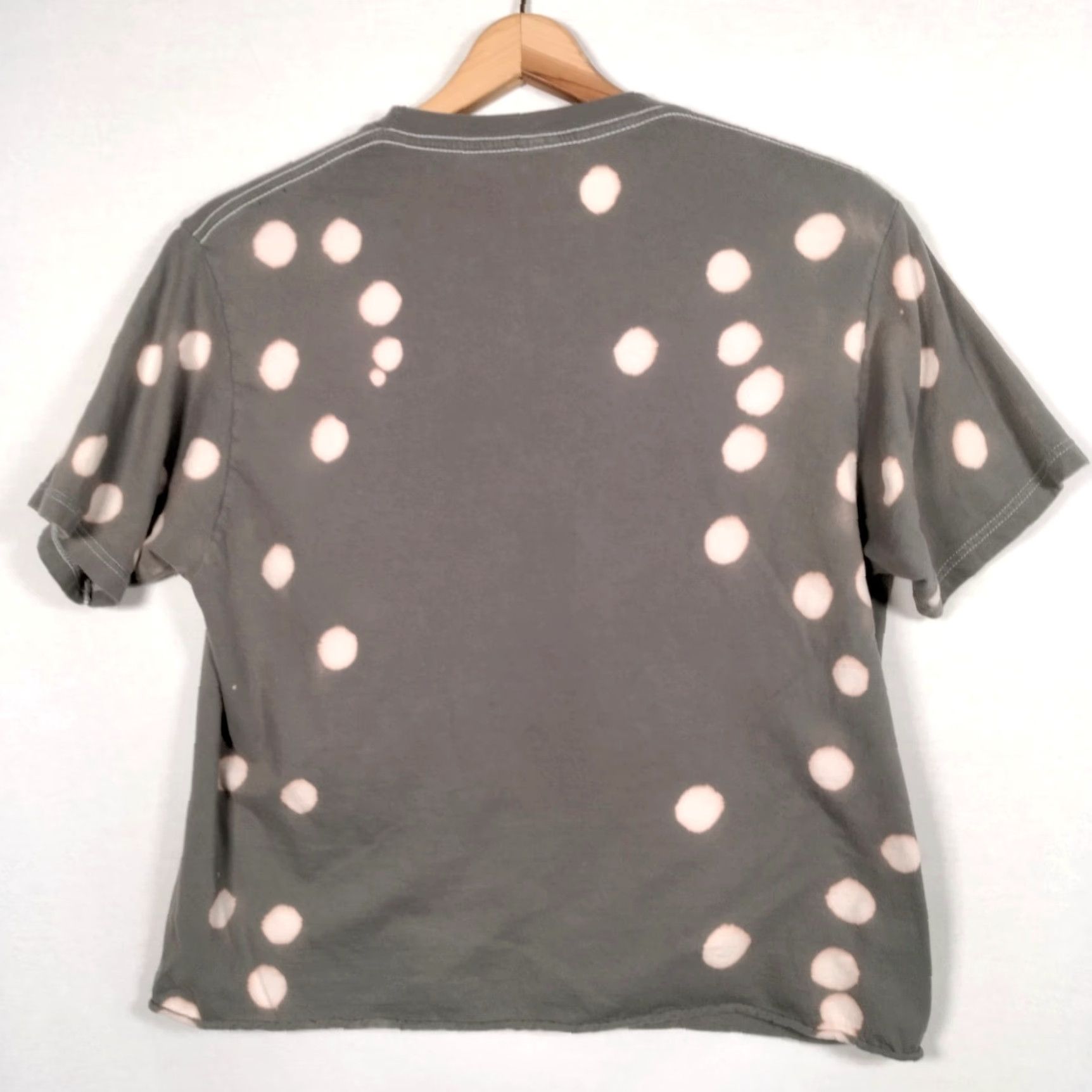 Vintage VINTAGE Goosebumps T-Shirt Women Medium Cropped Pumpkin Head Graphic Bleach Dyed Gray Halloween Horror Reading Novel Casual Summer Size M / US 6-8 / IT 42-44 - 2 Thumbnail