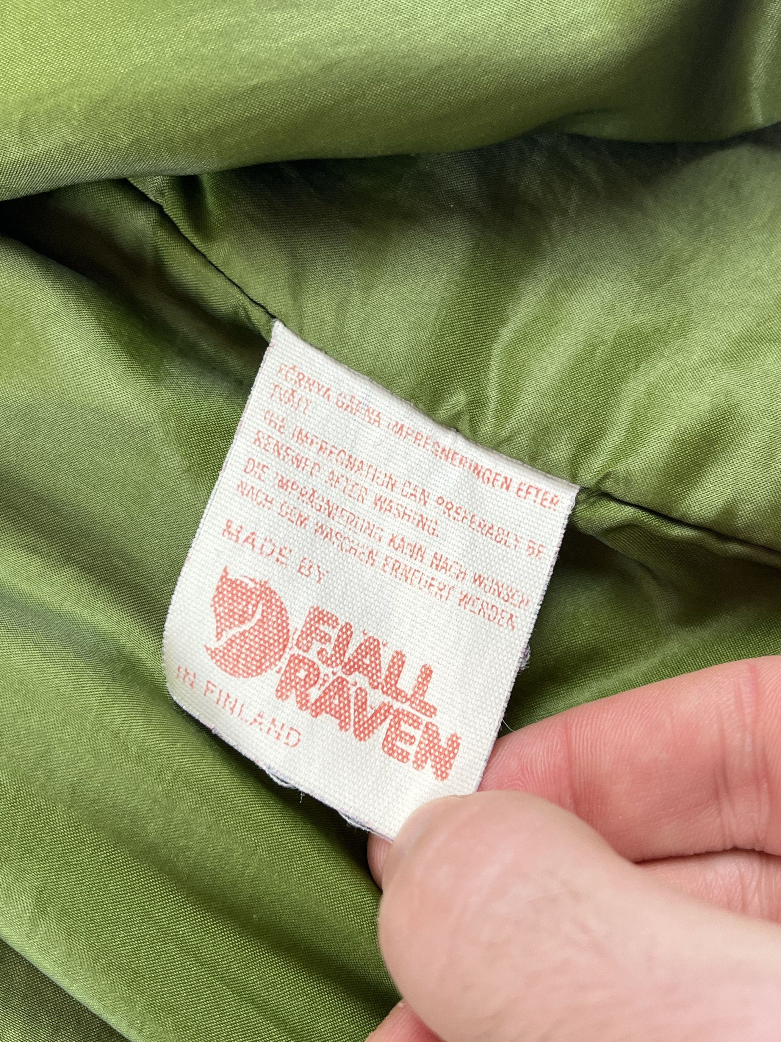 Fjallraven × Vintage Vintage 90s Fjallraven Outdoor Vest Size US L / EU 52-54 / 3 - 8 Thumbnail