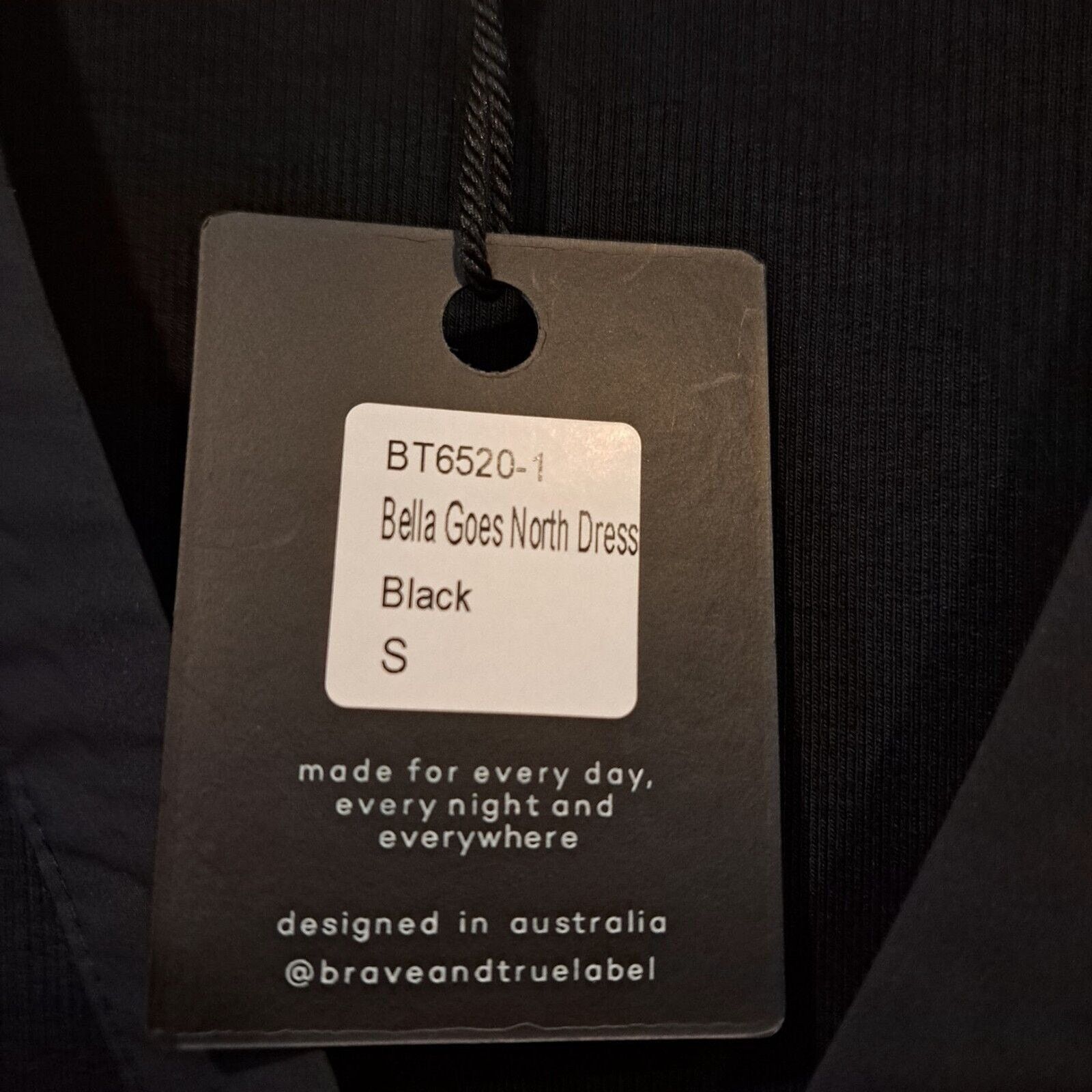 Other Brave & True Bella Goes North V-Neck Midi Dress Black Sz S Size S / US 4 / IT 40 - 9 Thumbnail
