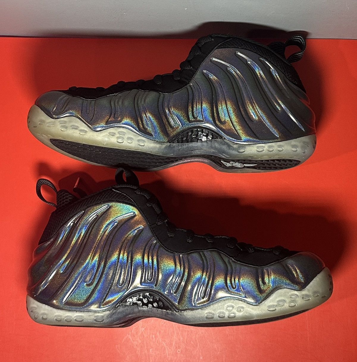 Nike Size 9 - Nike Air Foamposite One Hologram Size US 9 / EU 42 - 2 Thumbnail