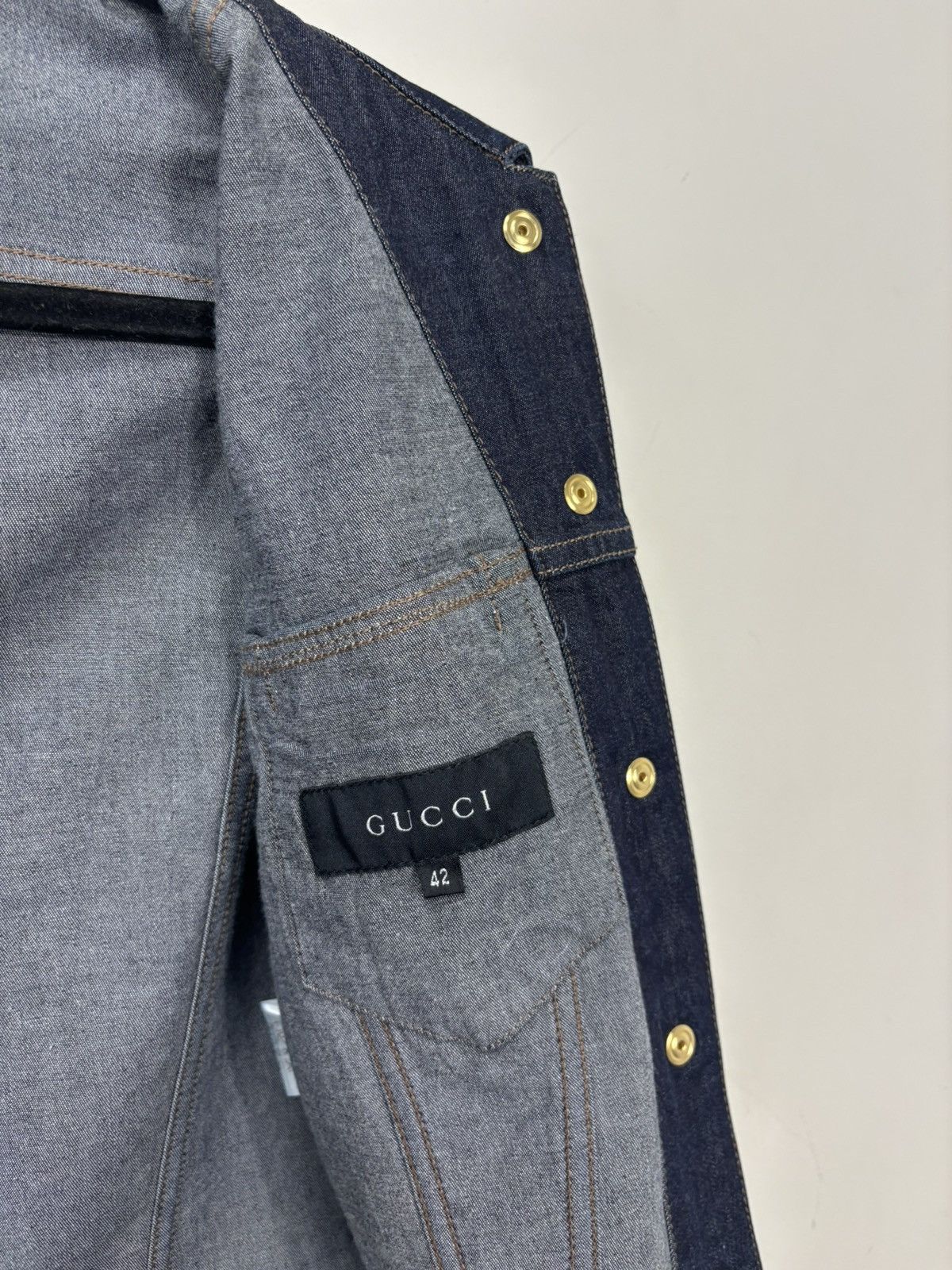 Gucci Vintage 90s Gucci Tom Ford Era Women’s Rare Denim Jacket Size M / US 6-8 / IT 42-44 - 13 Thumbnail