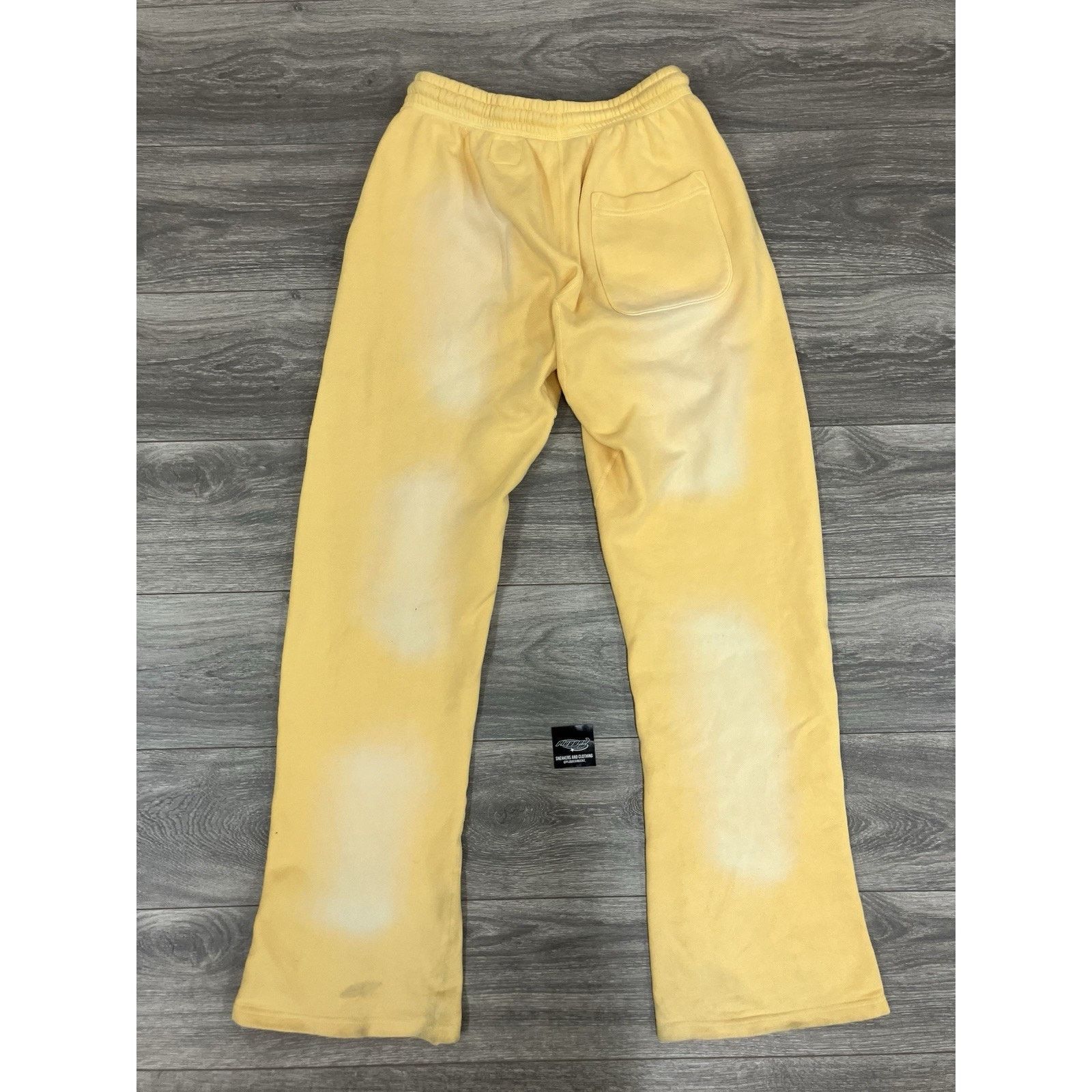 HELLSTAR Hellstar Sweatpants Mens Yellow Fleece Lined Sportswear Size US 35 - 7 Thumbnail