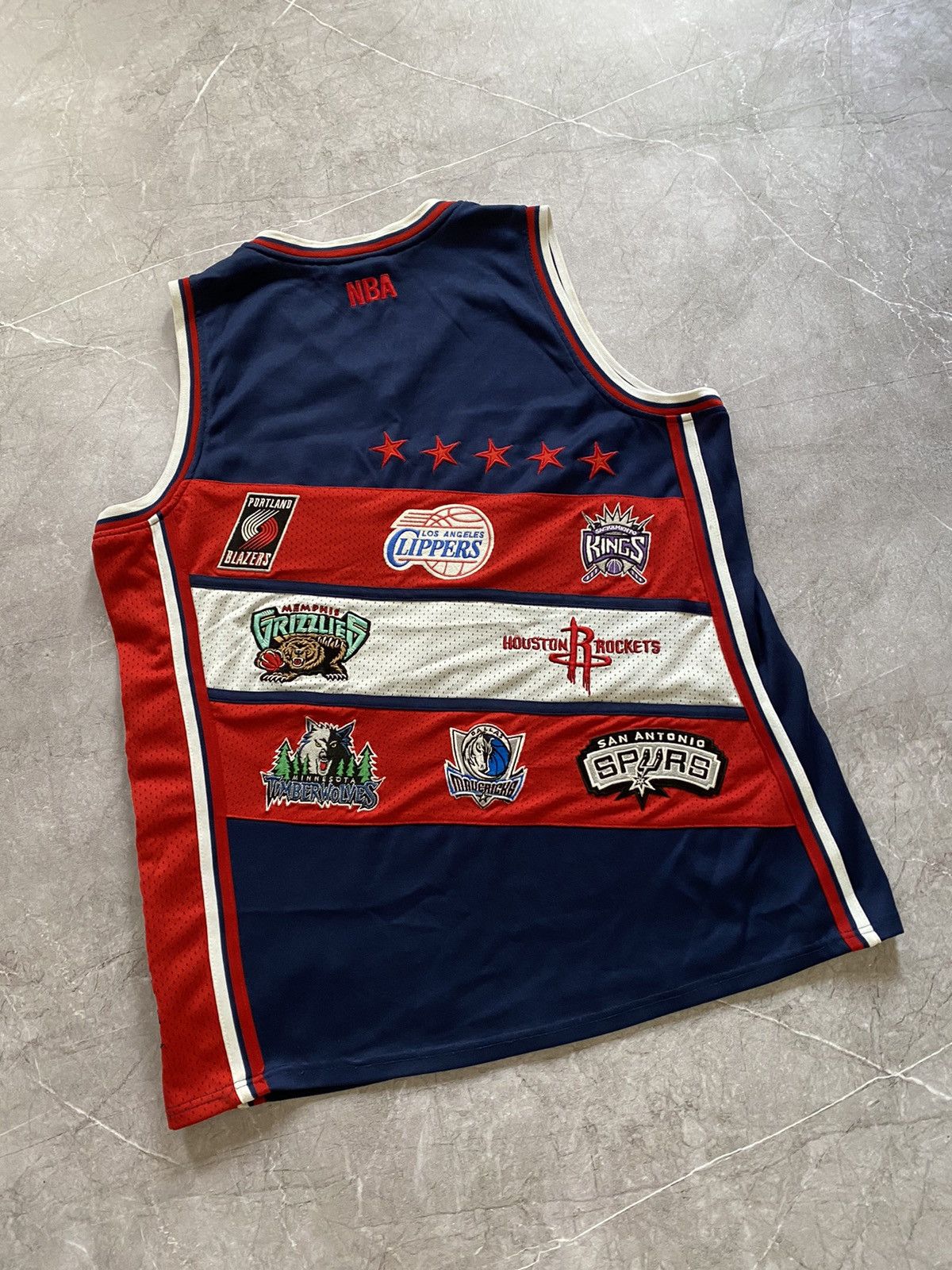 NBA NBA All-Star Game Western Conference 2004 Basketball Jersey Size US XL / EU 56 / 4 - 4 Thumbnail