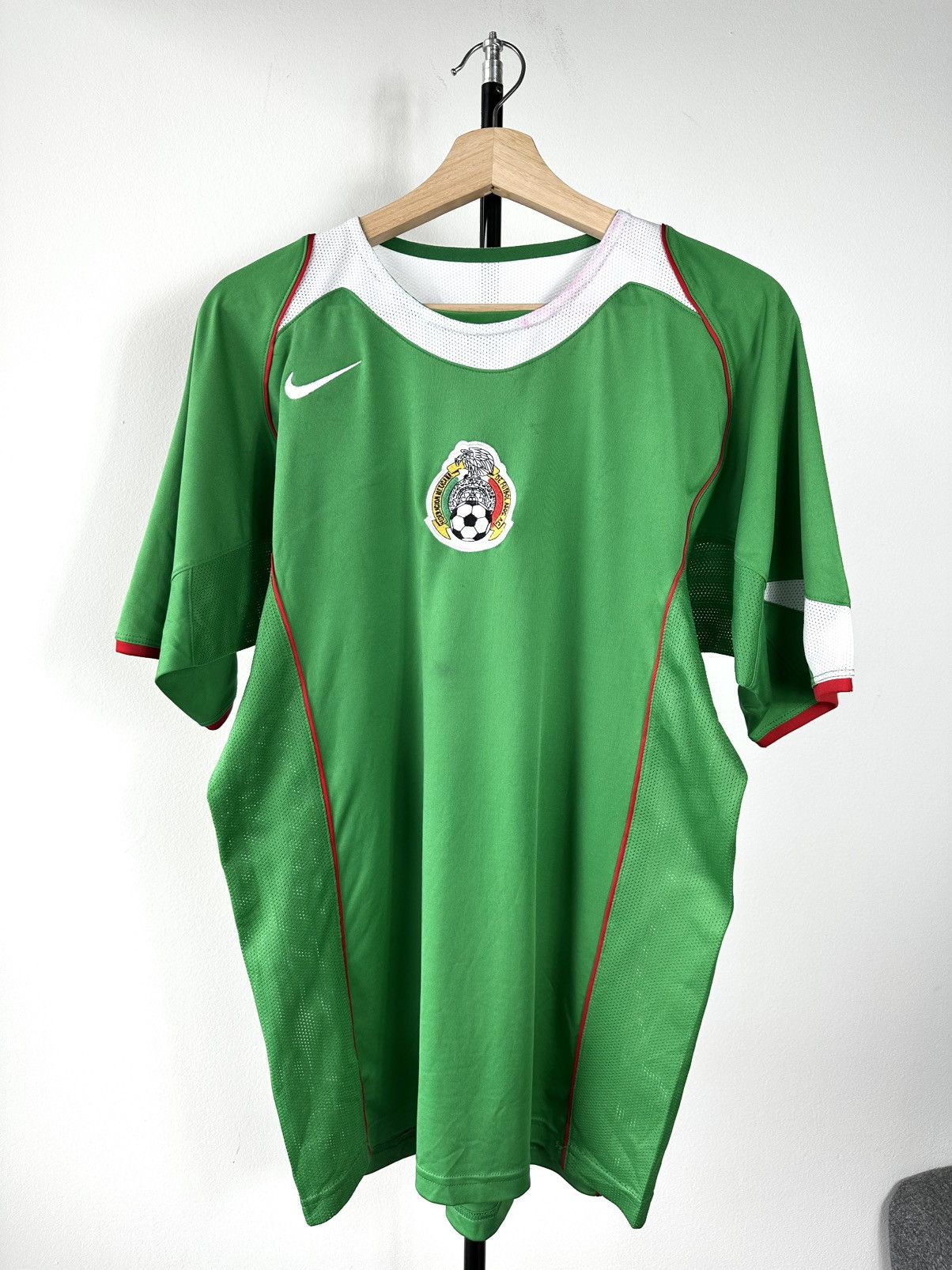 Nike Vintage Mexico 2004-06 Home Jersey Nike Total 90 T90 Size L Size US L / EU 52-54 / 3 - 1 Thumbnail