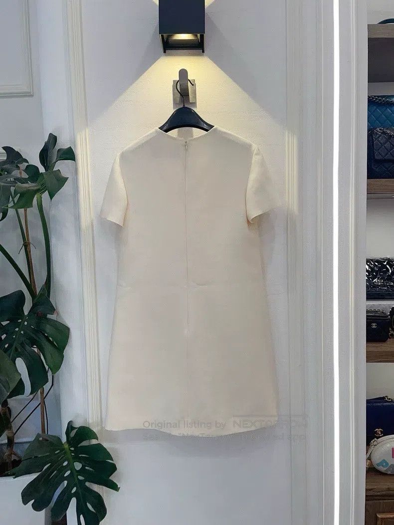Valentino Valentino Off-white dress Size S / US 4 / IT 40 - 2 Thumbnail