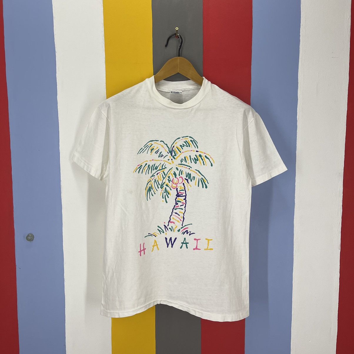 Hanes 90s Vintage HAWAII by HANES Crew Neck T Shirt #1744/07 Size US M / EU 48-50 / 2 - 1 Thumbnail