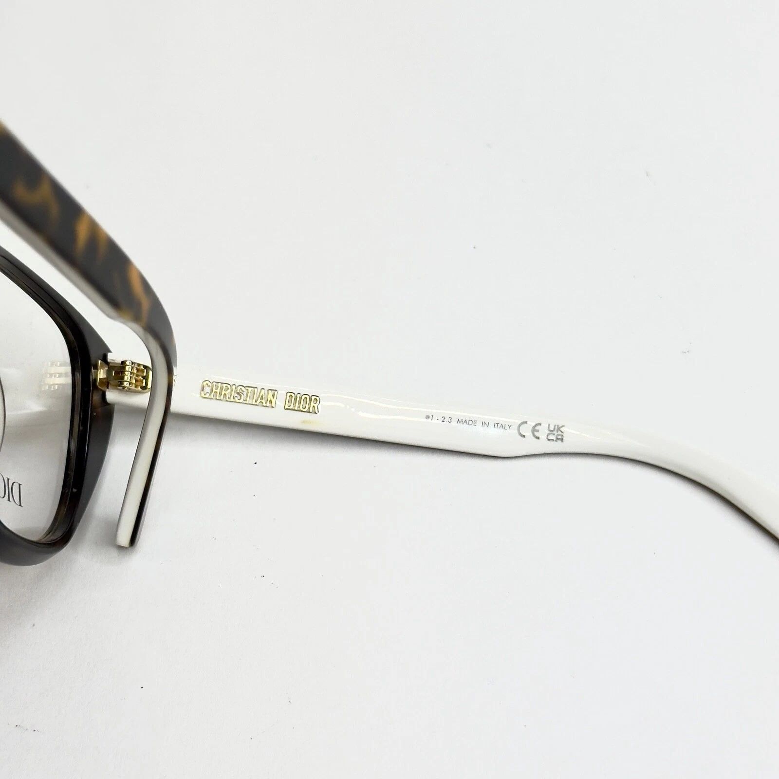 Christian Dior Monsieur CHRISTIAN DIOR LaParisienneDiorO S5I White Brown CD50092I Size ONE SIZE - 3 Thumbnail
