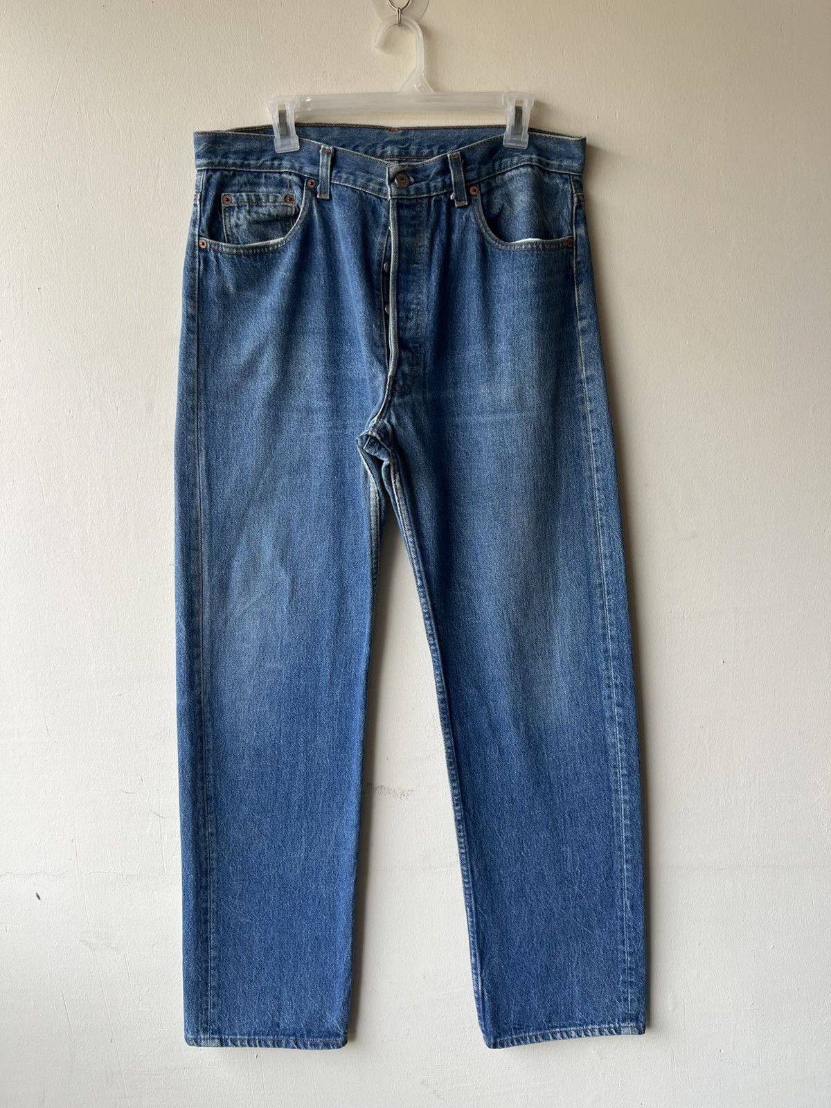 Levi's Vintage 1980s Levi’s 501 Blue Denim Regular Jeans Size US 35 - 2 Thumbnail