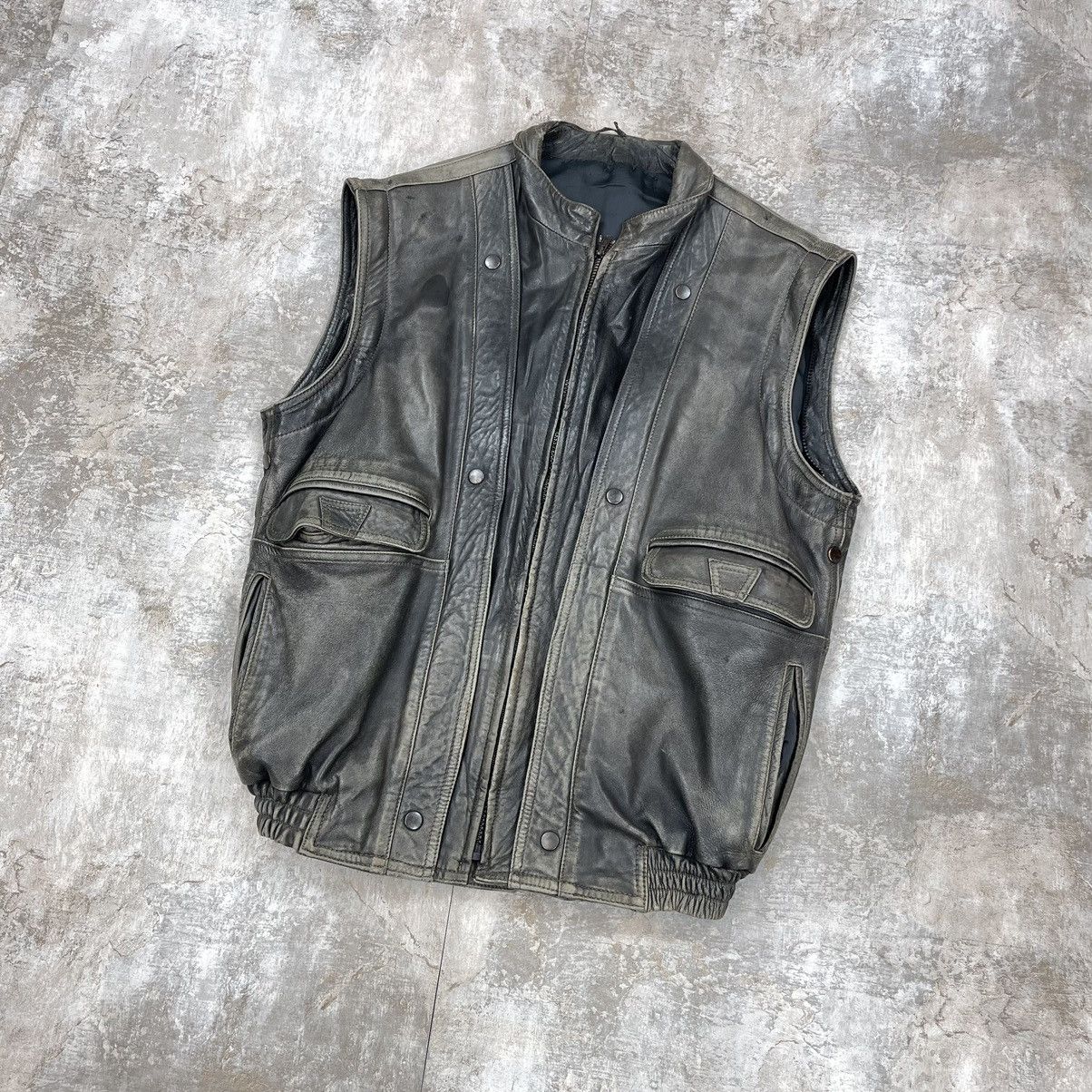 Vintage VINTAGE 90s DISTRESSED LEATHER VEST MOTO BIKER Size US L / EU 52-54 / 3 - 2 Thumbnail