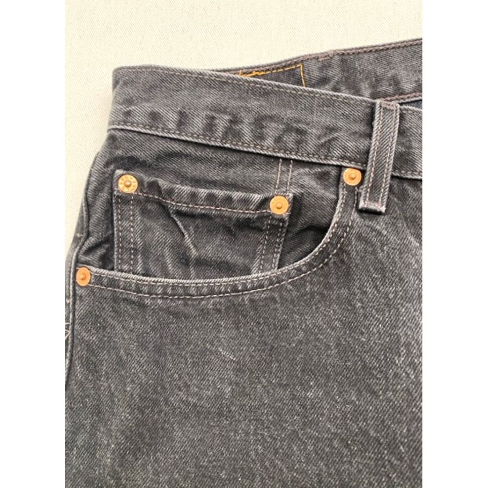 Levi's Levi's 501 Black Denim Jeans Mens 38 Regular Button Fly Straight Levi's 501 Black Denim Jeans Mens 38x32 Button Fly Straight Leg 3293 Size US 38 / EU 54 - 4 Thumbnail