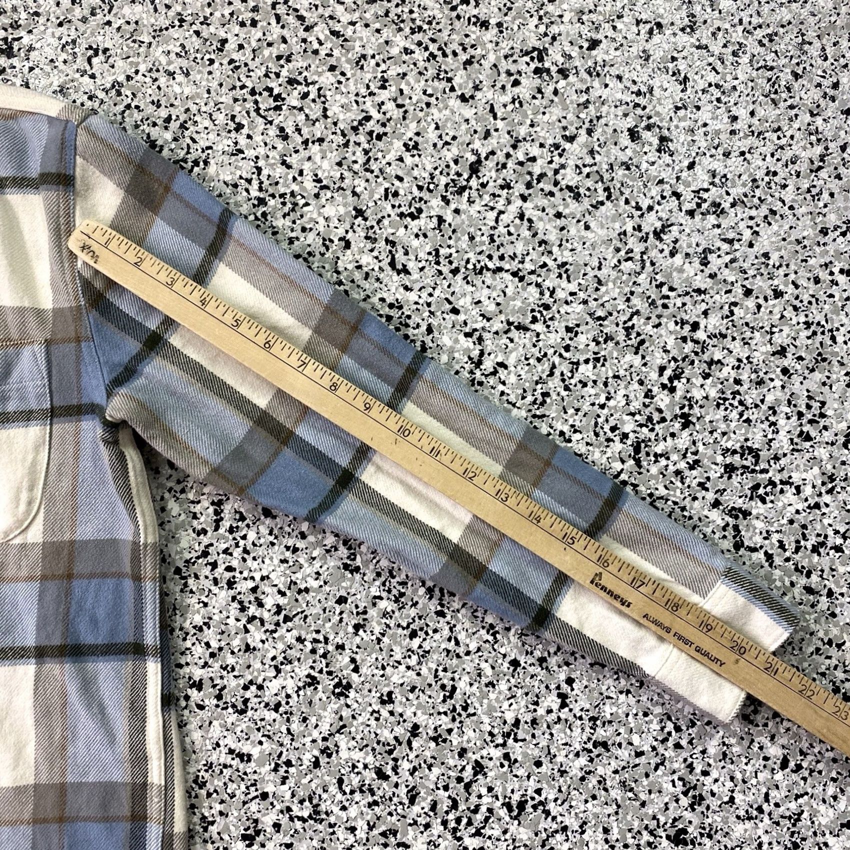 Patagonia Patagonia Shirt Mens Small Blue White Plaid Organic Cotton Flannel Button Up Size US S / EU 44-46 / 1 - 3 Thumbnail