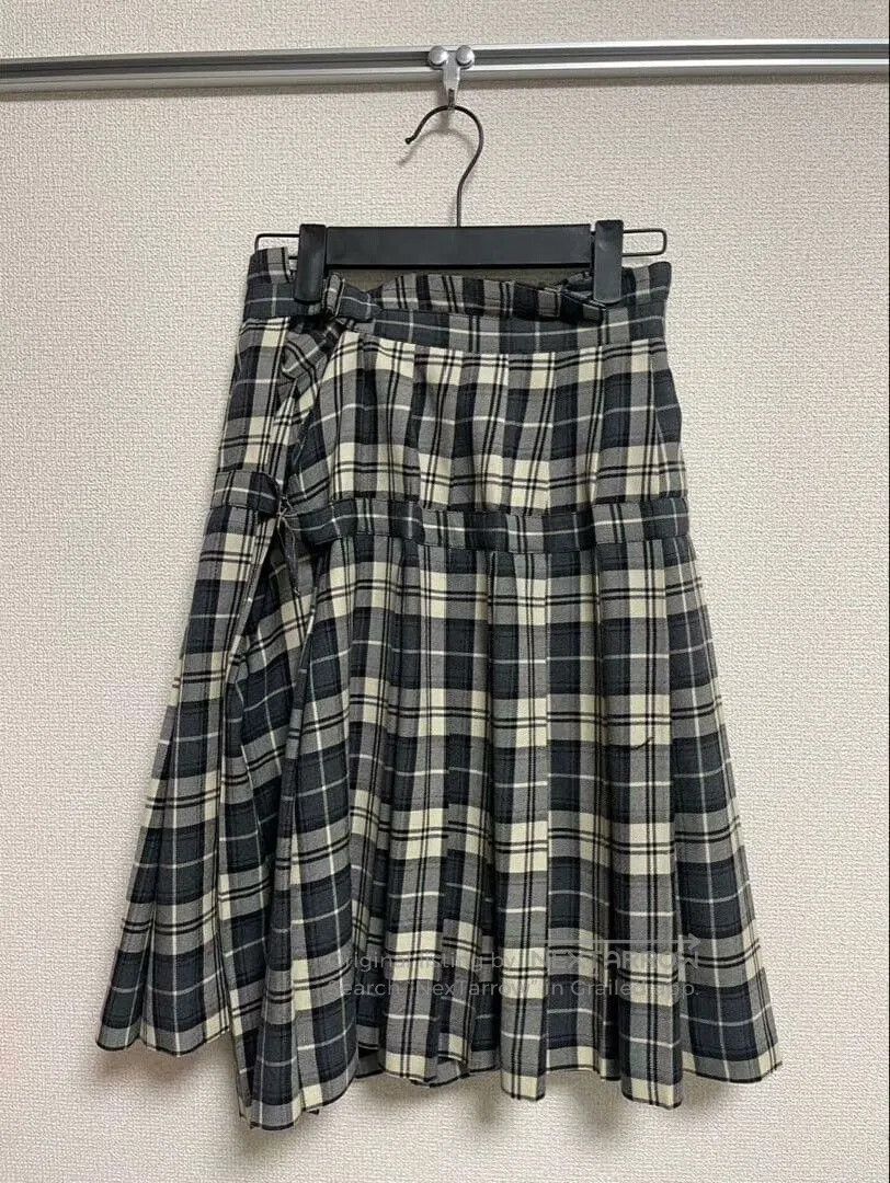 Tricot Comme des Garcons COMME des GARÇONS 2005 Plaid Asymmetric Skirt. Size 37" - 1 Thumbnail