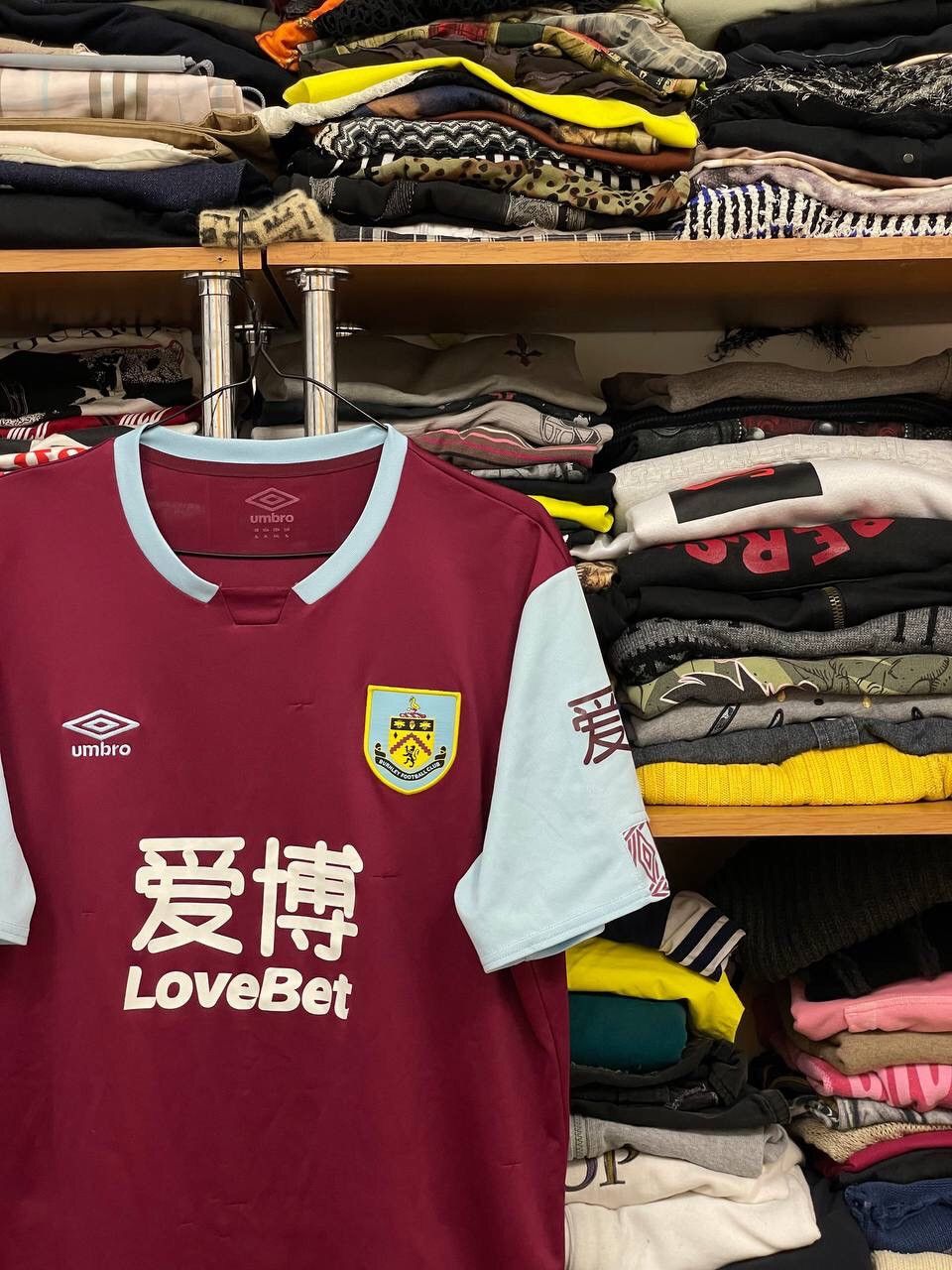 Other Umbro West Ham United Soccer Jersey Size US XL / EU 56 / 4 - 3 Thumbnail