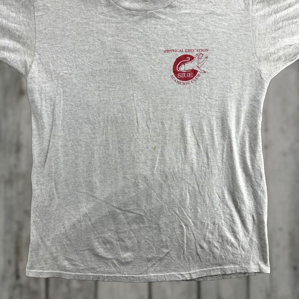 Jerzees VINTAGE Jerzees SIUE Shirt Mens 2XL Gray 1990s College Sports Academic Club T-Shirt Crew Neck Short Sleeve Graphic Print Men XL USA Size US XL / EU 56 / 4 - 1 Thumbnail