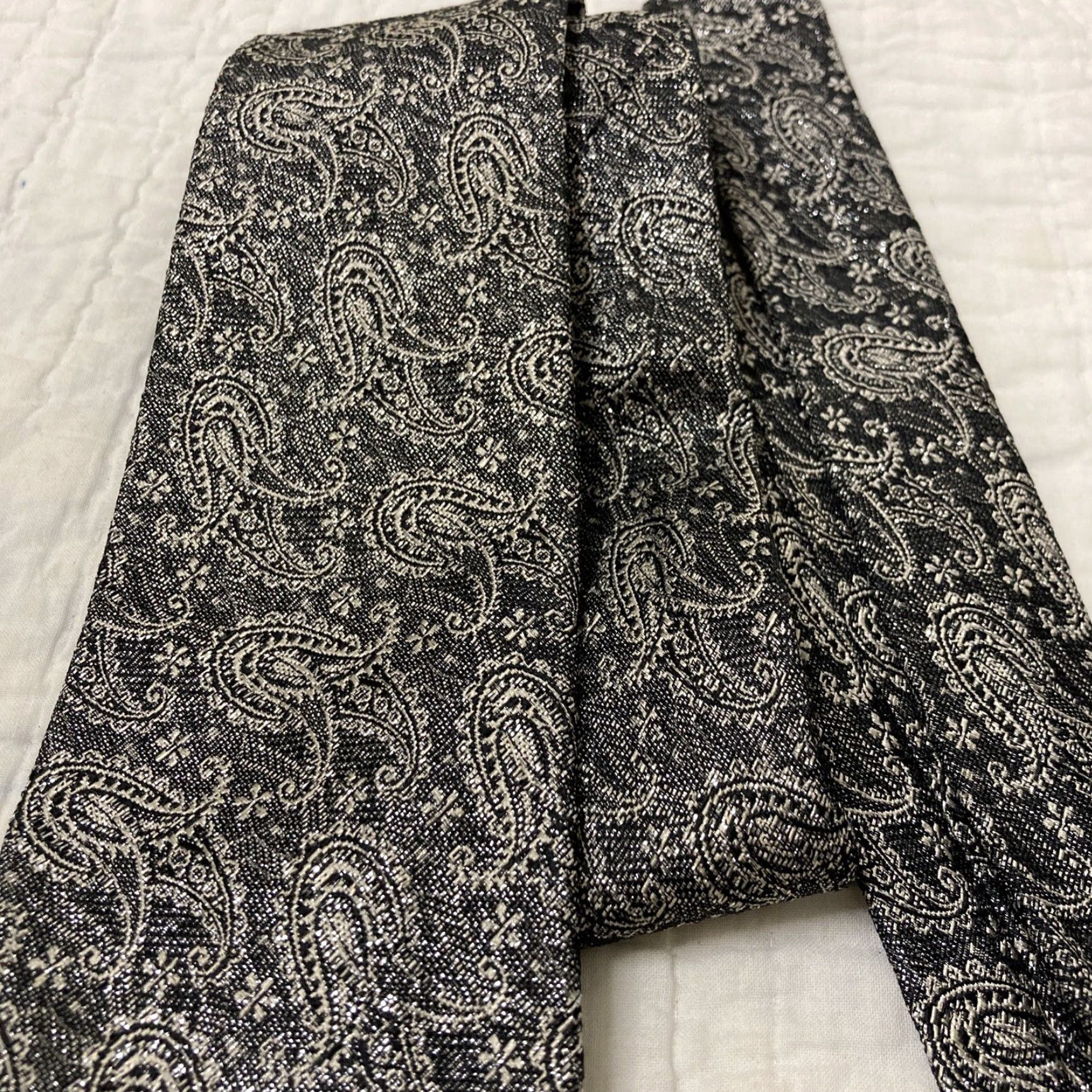 Versace VINTAGE Gianni Versace Paisley Tie Men Silk Made in italy Fashion Designer Classic 57"-60" Silver Mens Size ONE SIZE - 3 Thumbnail