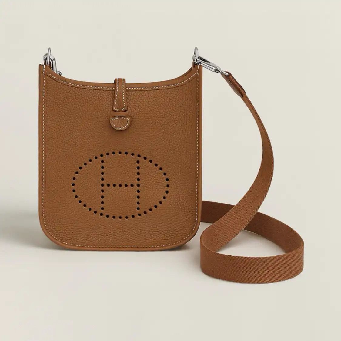 Hermes Hermes Evelyne TPM Gold Brown Clemence cowhide leather Evelyne crossbody bag sil Size ONE SIZE - 1 Thumbnail