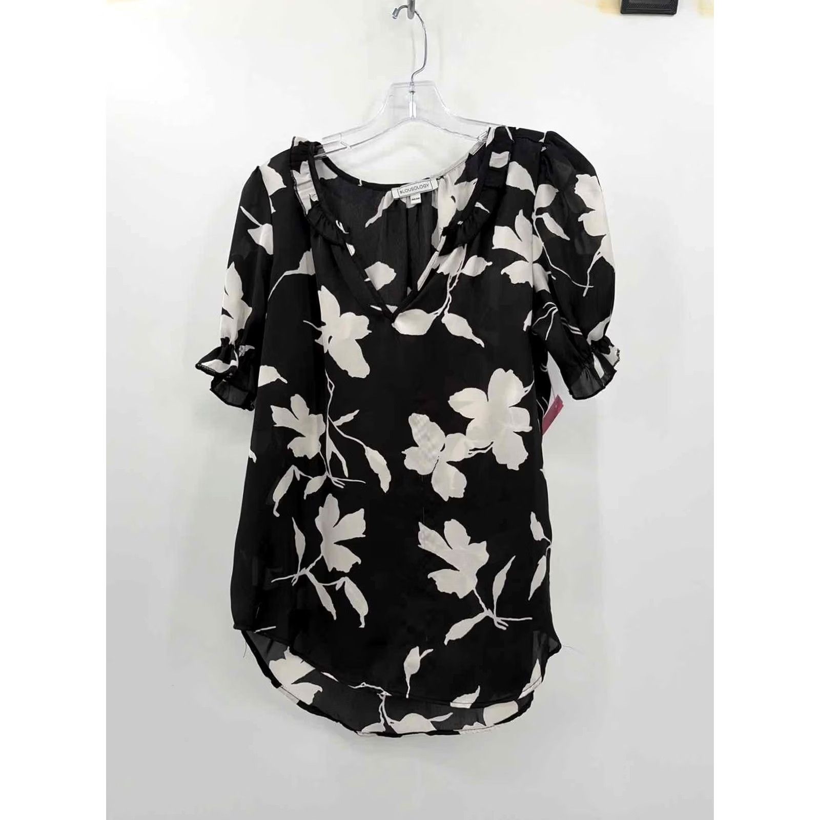 Vintage Pre-Owned Blouseology Black Size Medium Floral Blouse Size M / US 6-8 / IT 42-44 - 2 Thumbnail