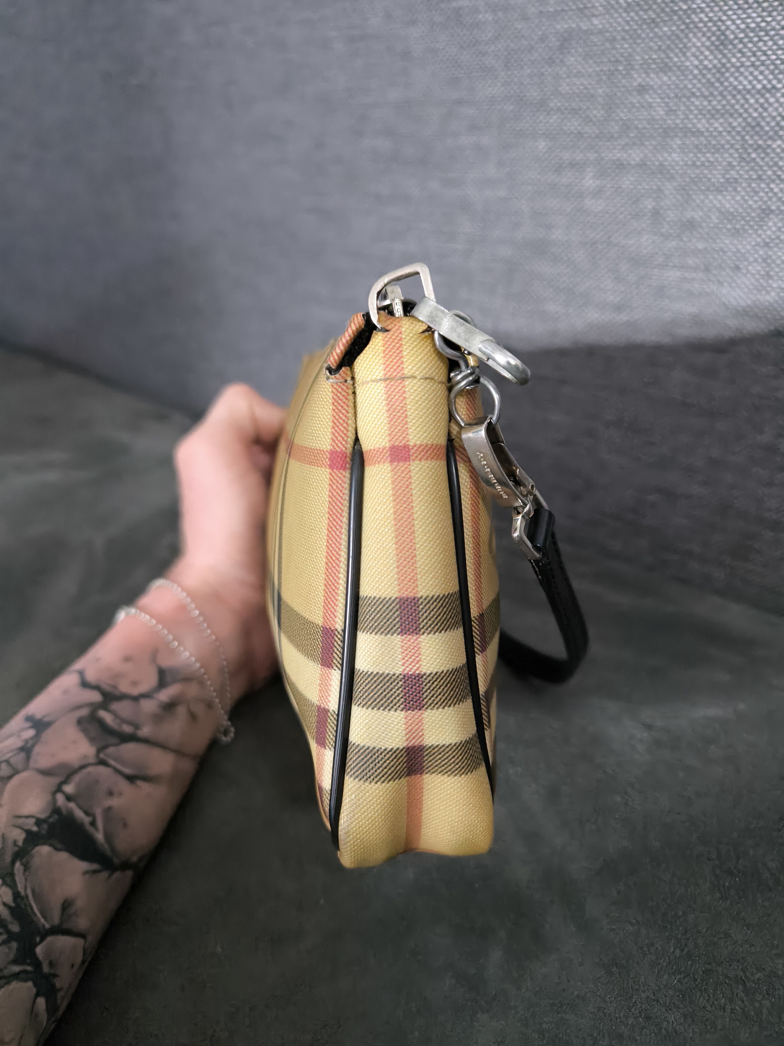 Burberry BURBERRY canvas Pochette Shoulder Bag Vintage Rare Size ONE SIZE - 4 Thumbnail