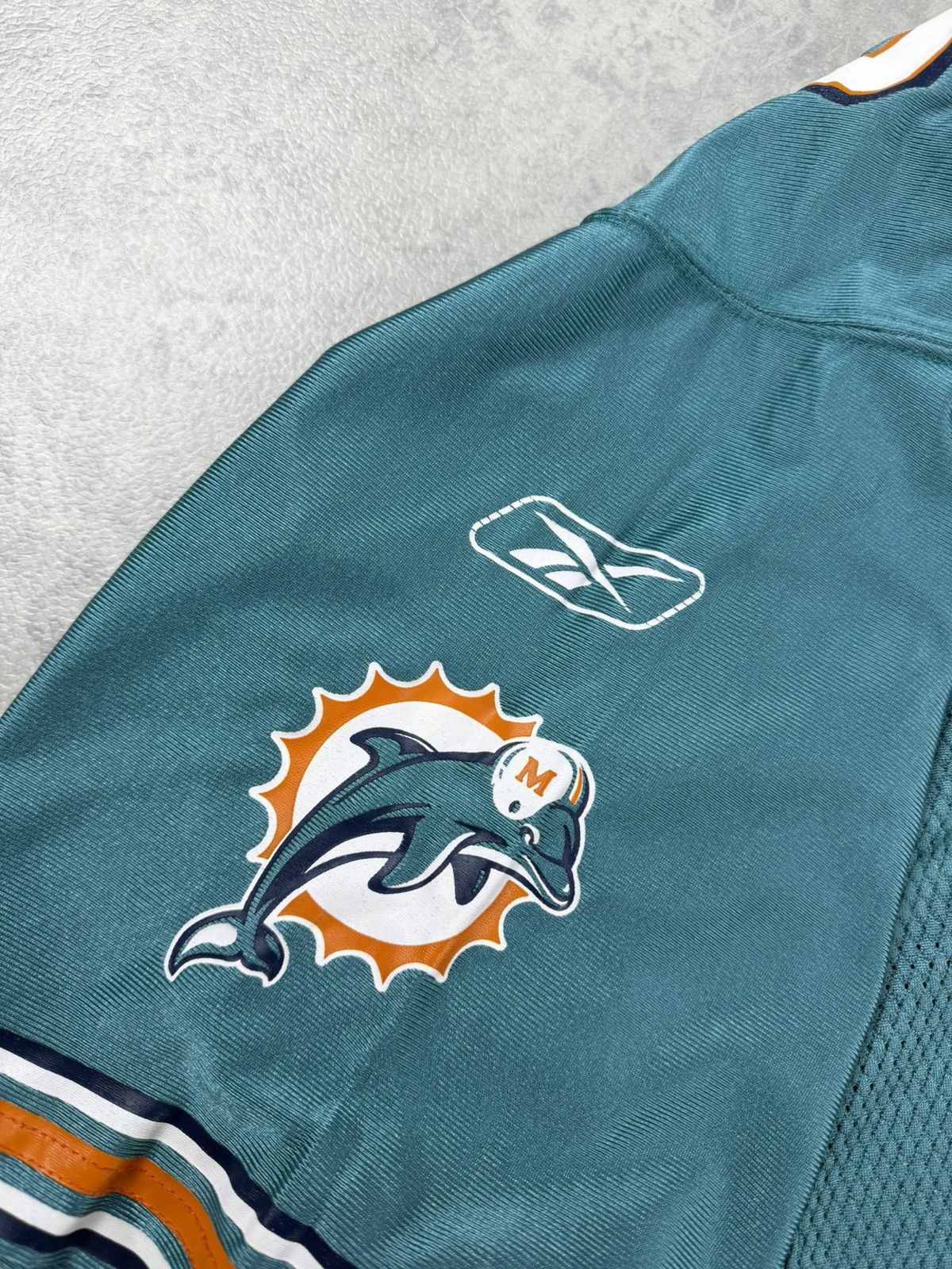 NFL Vintage Reebok Miami Dolphins #54 Thomas Zach NFL Jersey Size US M / EU 48-50 / 2 - 7 Thumbnail