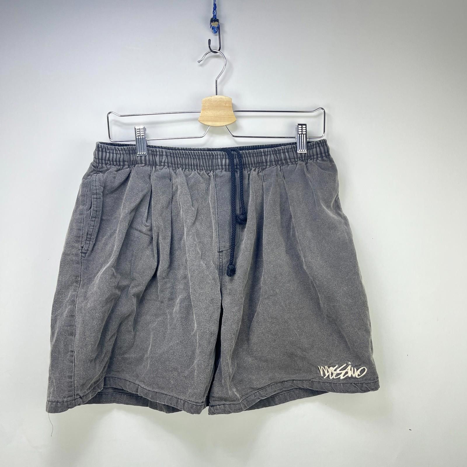 Mossimo Vintage 90s Mossimo Sun faded Black Shorts Medium Size US 32 / EU 48 - 1 Thumbnail
