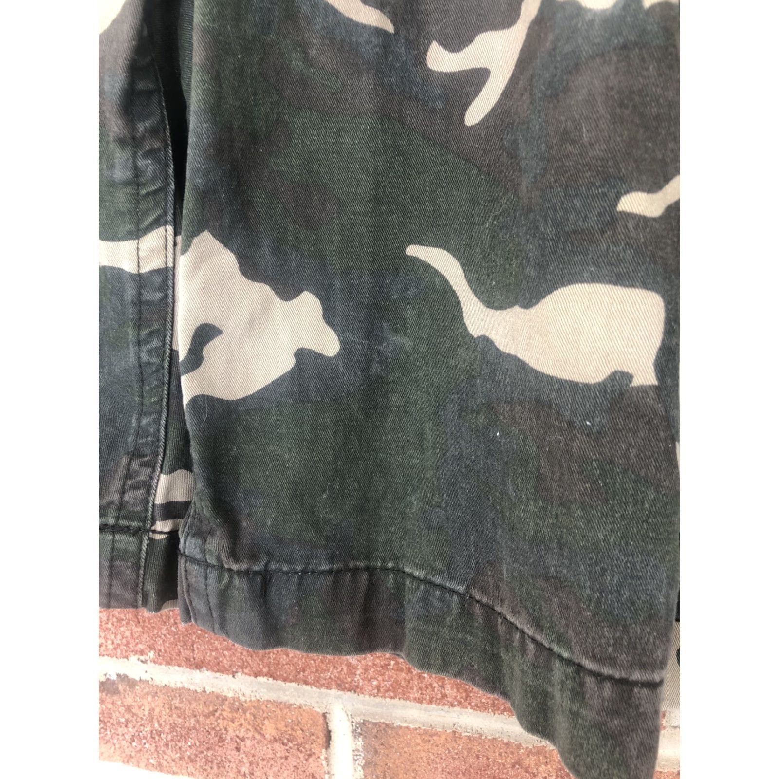 Vintage St. John’s Bay Cargo Shorts Camouflage Green Beige Brown Size 44 Men’s Regular Pockets Cotton Spandex Camouflage Pattern Casual Cargo / Men Size US 44 / EU 60 - 4 Thumbnail