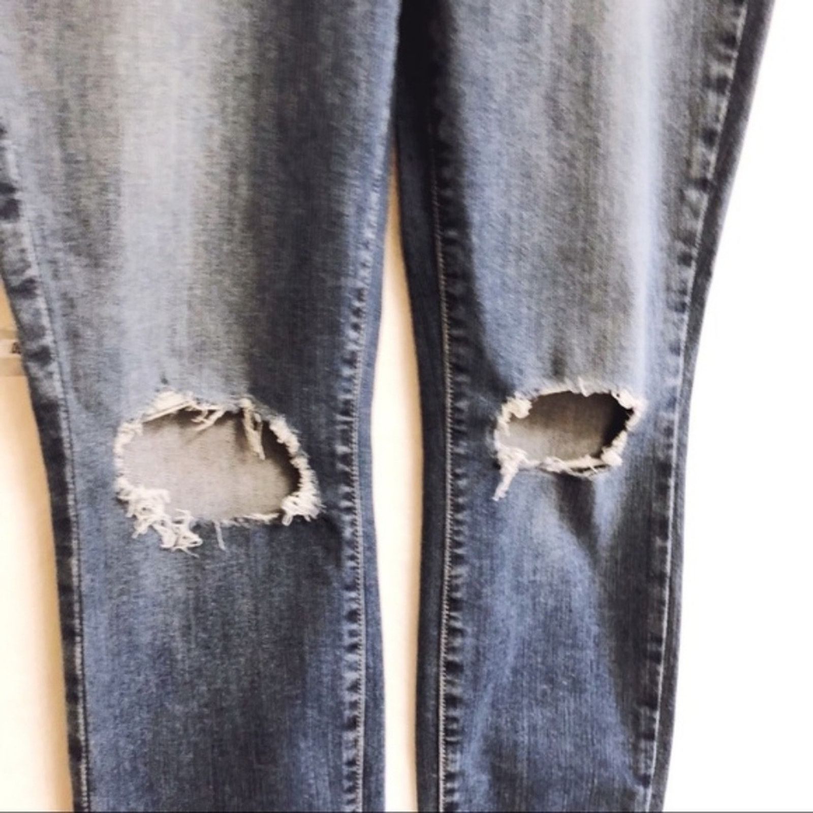 Paige Paige Light Wash Verdugo Ankle Skinny Jeans Size 30" / US 8 / IT 44 - 3 Thumbnail