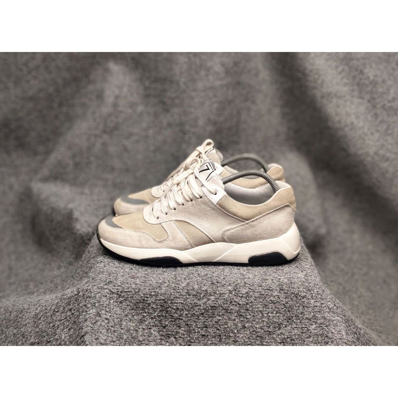 Ermenegildo Zegna Z Zegna Design Suede Leather Beige low top Lace Up Sneakers Men US 9.5 Leather Lining Casual Designer Style Thanksgiving? Size US M / EU 48-50 / 2 - 5 Thumbnail