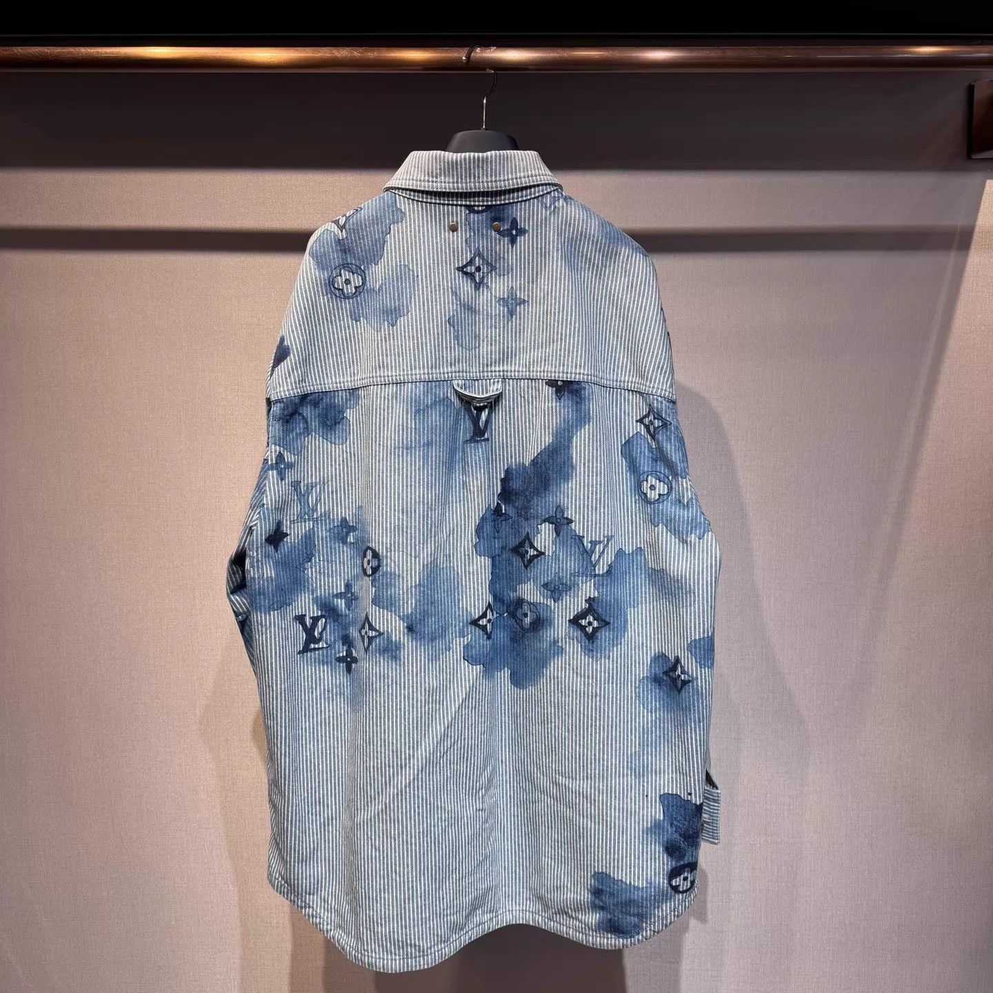 Louis Vuitton LV blue ink stripe shirt L new with tags Size US L / EU 52-54 / 3 - 2 Thumbnail