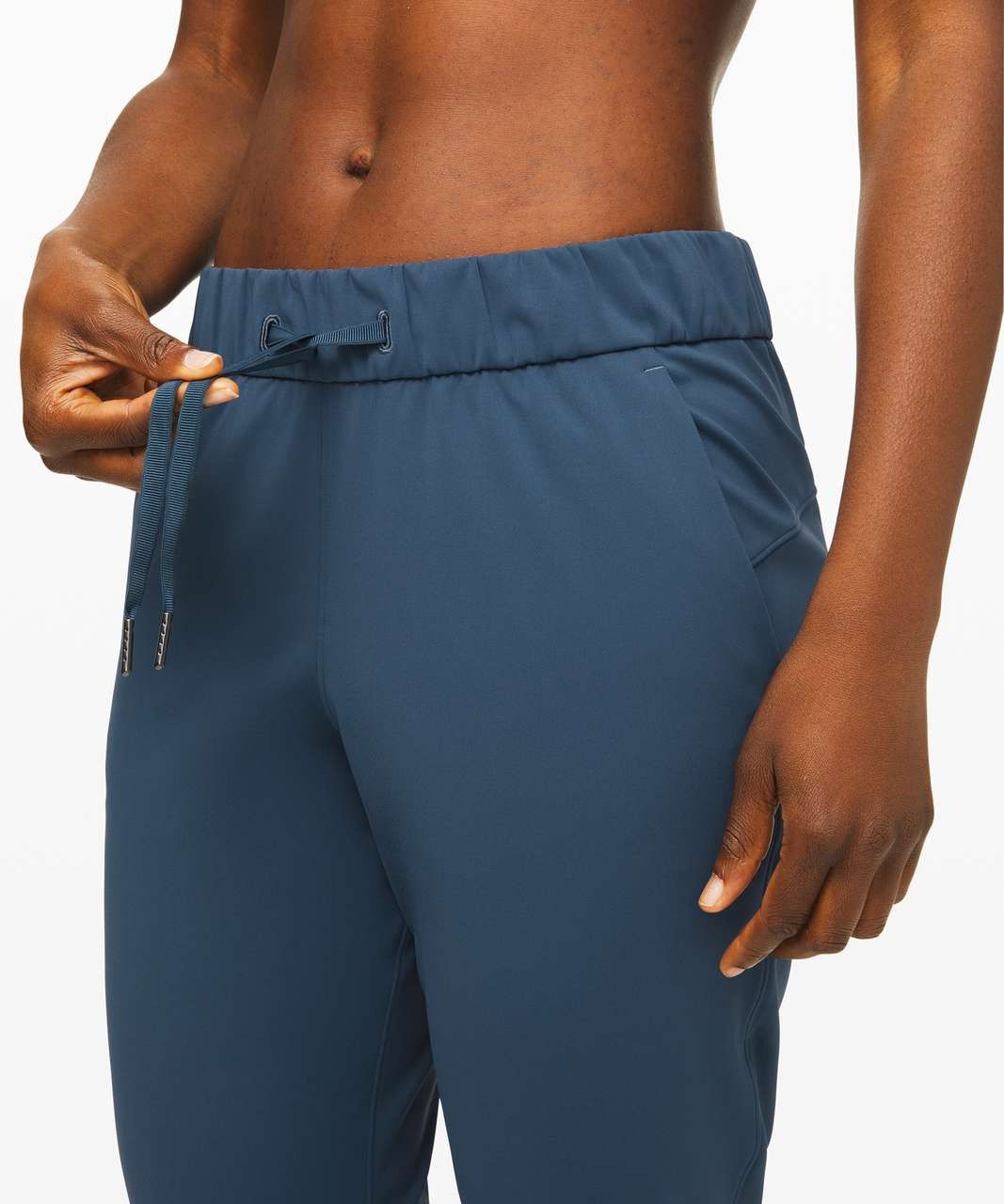 Lululemon NWOT Lululemon On the Fly 7/8 Pant in Code Blue size 4 Size 27" / US 4 / IT 40 - 4 Thumbnail
