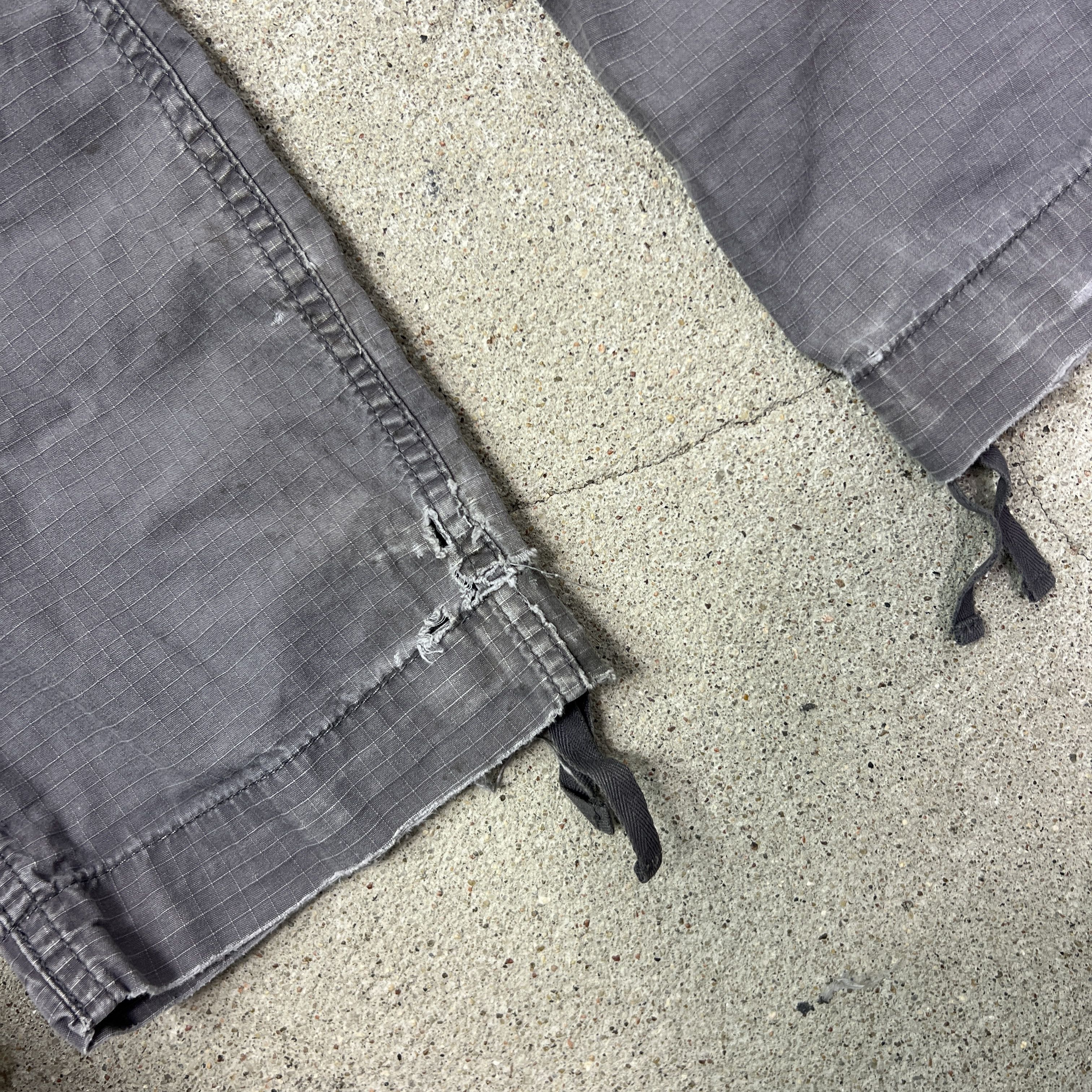Carhartt Vintage Carhartt Trashed Faded&Washed Pants Y2K Size US 28 / EU 44 - 3 Thumbnail
