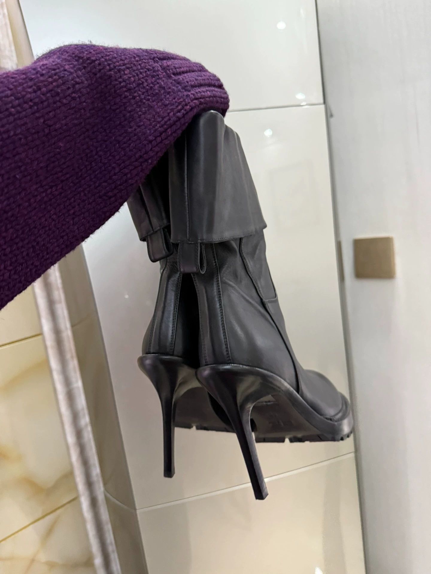 Ann Demeulemeester Ann Demeulemeester size 38 high-heeled ankle boots Size US 7.5 / IT 37.5 - 2 Thumbnail