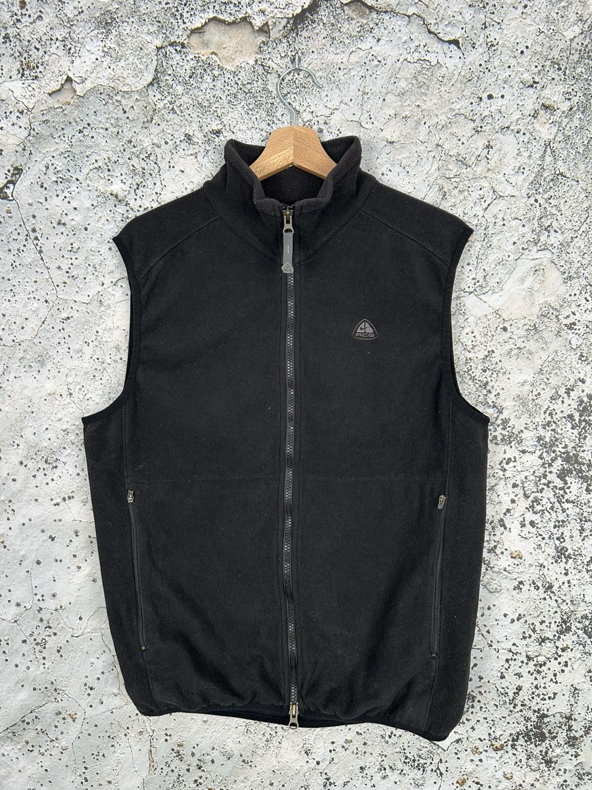 Men's Nike ACG Vests | Grailed