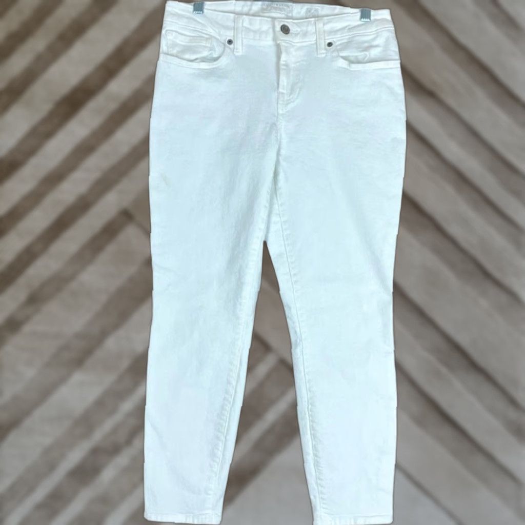 Lucky Brand Lucky Brand Jeans White Denim Lolita Crop Low Rise Stretch 8 30 Waist 24 In Inseam Regular 8 Womens May ￼ Size 30" / US 8 / IT 44 - 1 Thumbnail