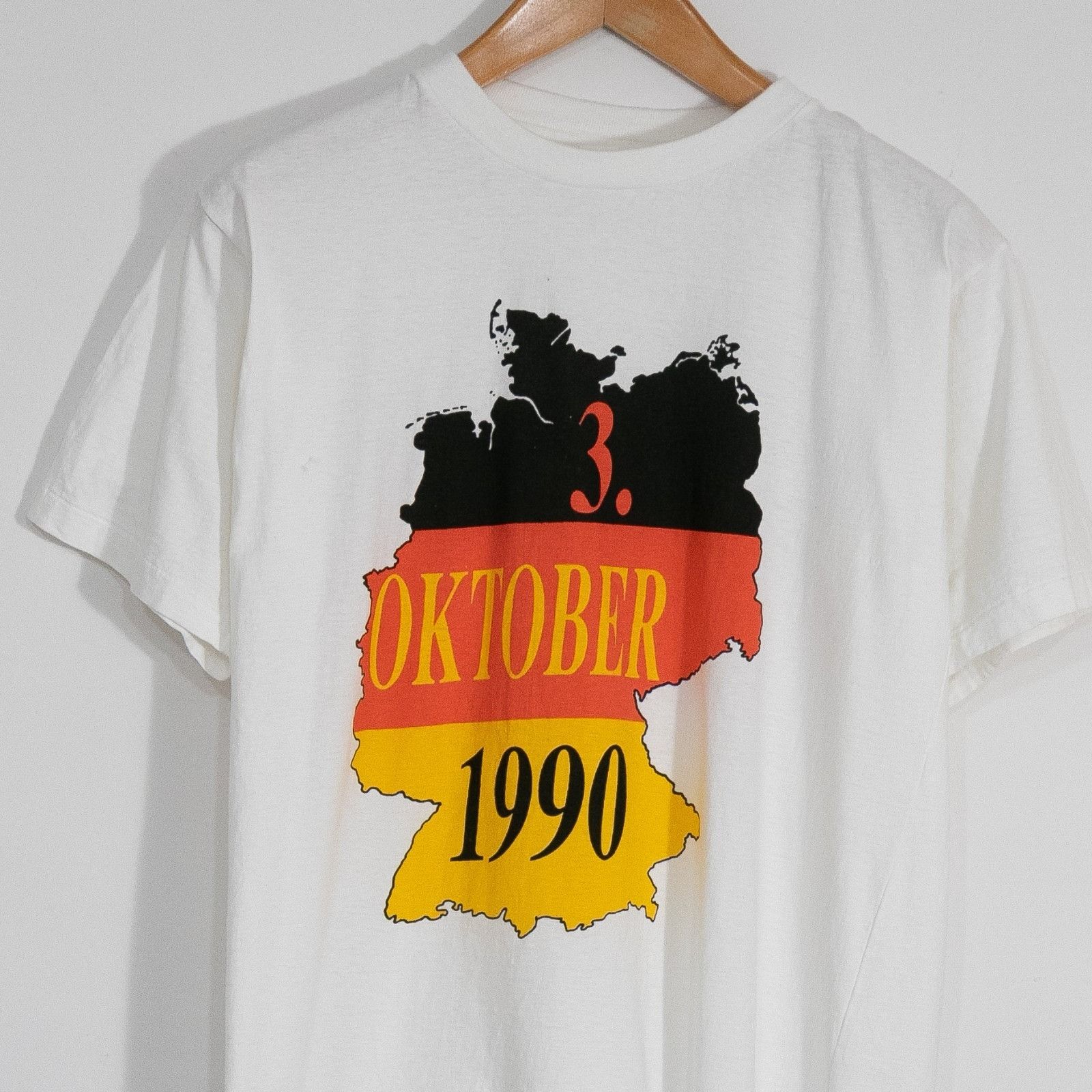 Vintage Vintage 90s German Reunification T Shirt XL - Single Stitch Size US XL / EU 56 / 4 - 3 Thumbnail