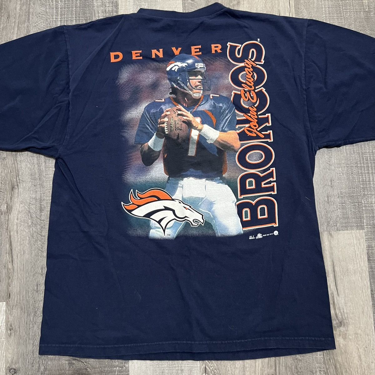 NFL × Vintage VTG Denver Broncos 1997 Blue John Elway 90s NFL Shirt Size US XL / EU 56 / 4 - 3 Thumbnail