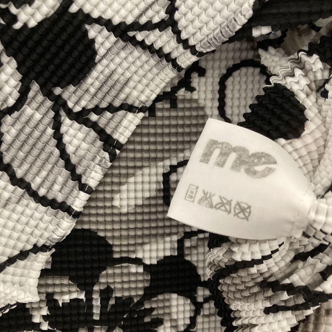Pleats Please Issey Miyake Pleat Please Issey Miyake Me Heart Printed Shirt Size US S / EU 44-46 / 1 - 16 Thumbnail