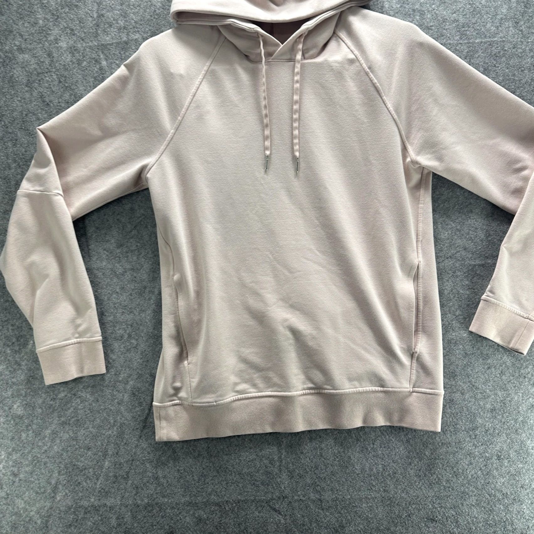 Lululemon Lululemon Hoodie Womens Small Beige Raglan Pockets Logo Pullover Sweatshirt Crew Neck Size S / US 4 / IT 40 - 4 Thumbnail