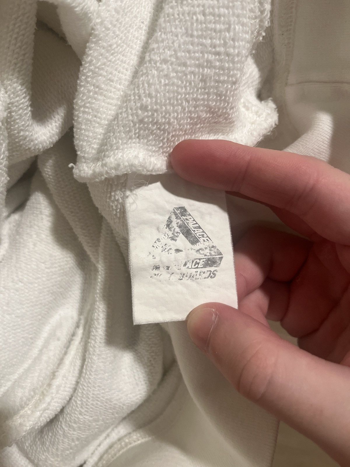 Palace Palace P-Tech Crew (White / Red) Size US M / EU 48-50 / 2 - 6 Thumbnail