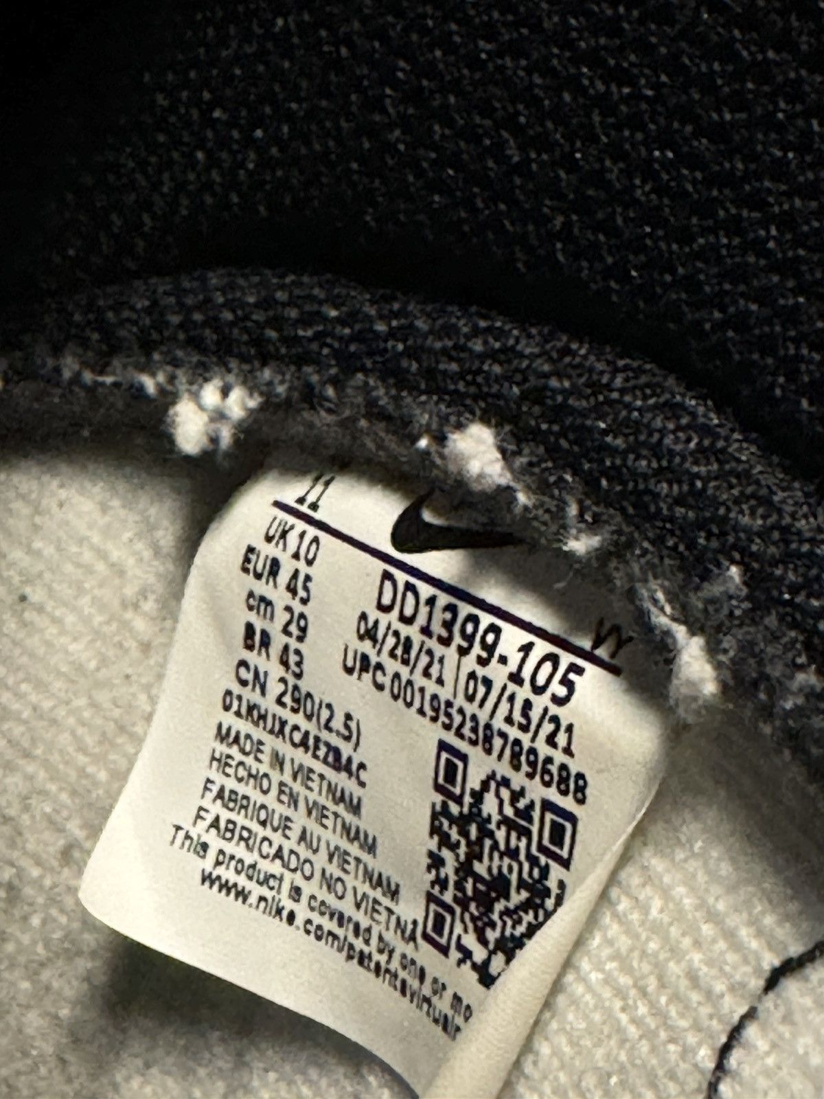 Nike Nike Dunk High Retro “Panda” Size US 11 / EU 44 - 10 Thumbnail